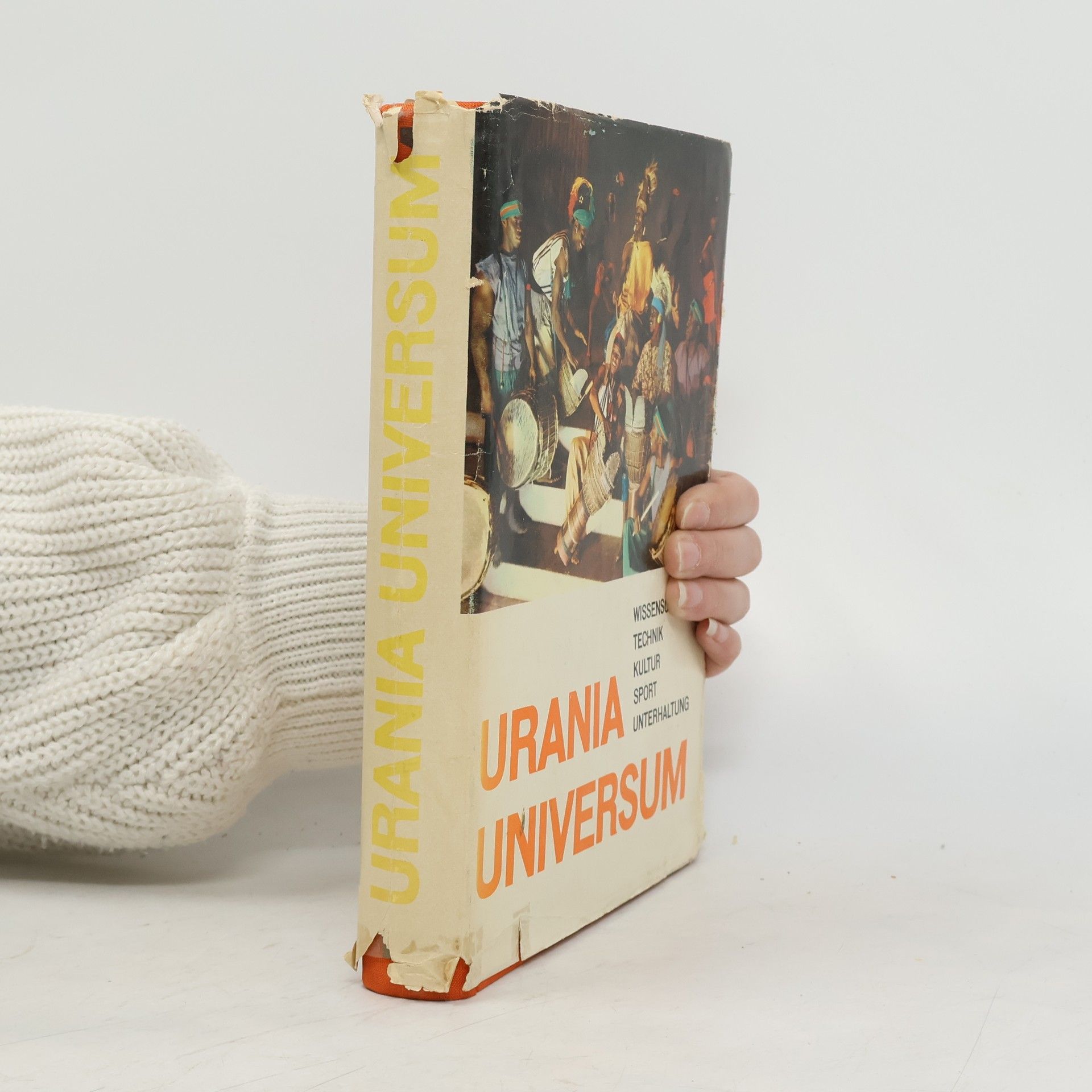 Kolektív autorov Urania Universum