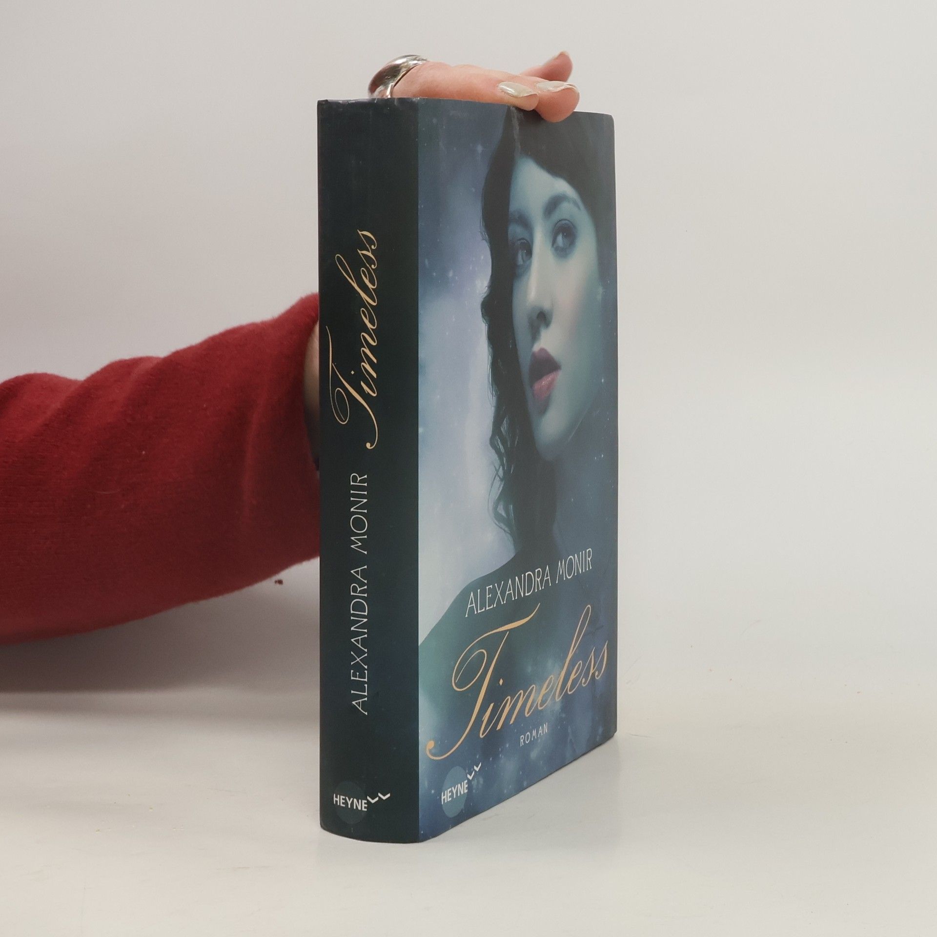 Alexandra Monir Timeless. Schatten der Vergangenheit