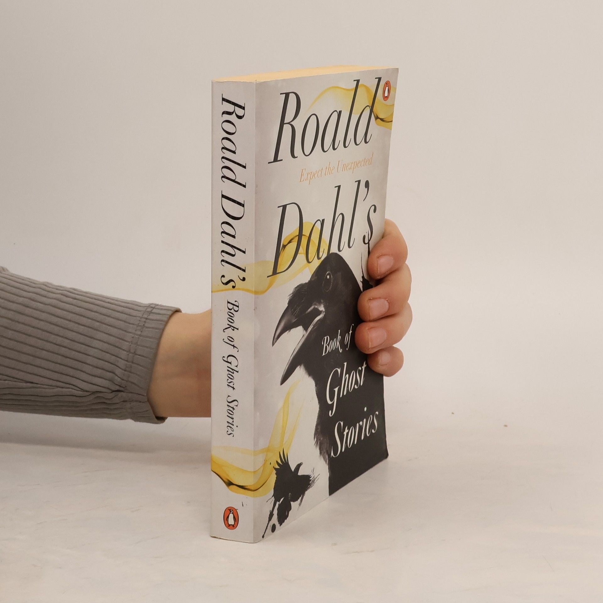 Roald Dahl Book of ghost stories