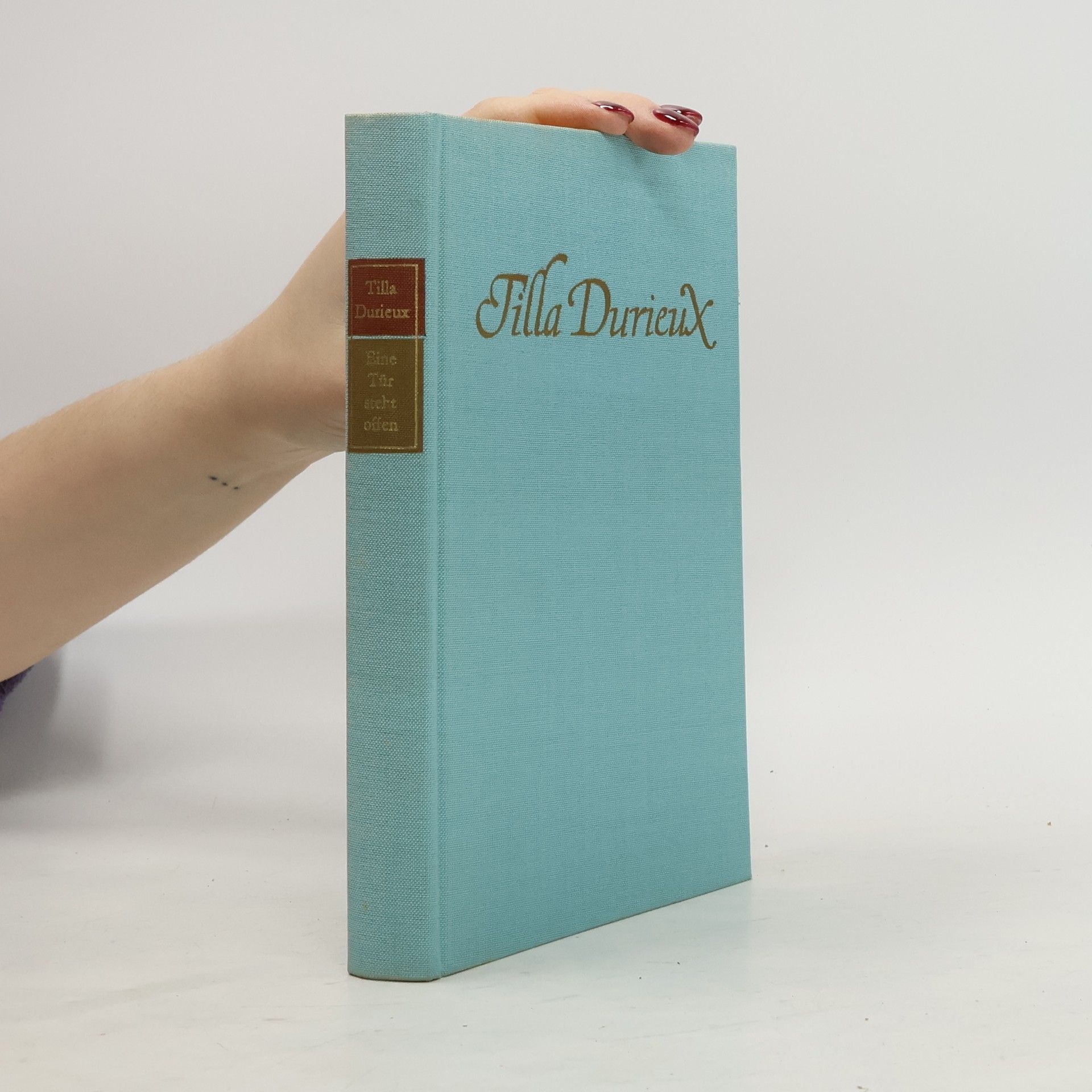 Tilla Durieux Eine Tür steht offen