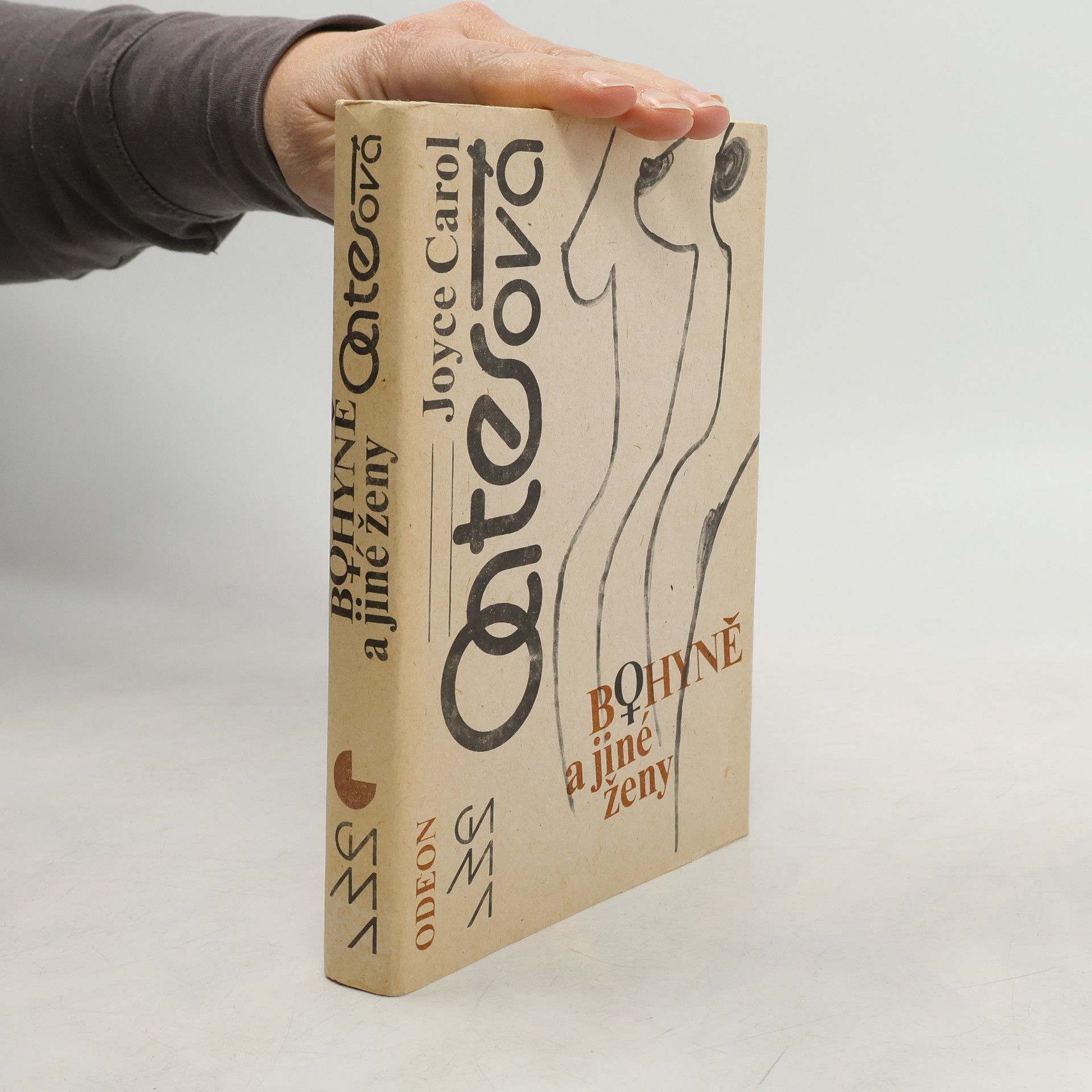 Joyce Carol Oates Bohyně a jiné ženy