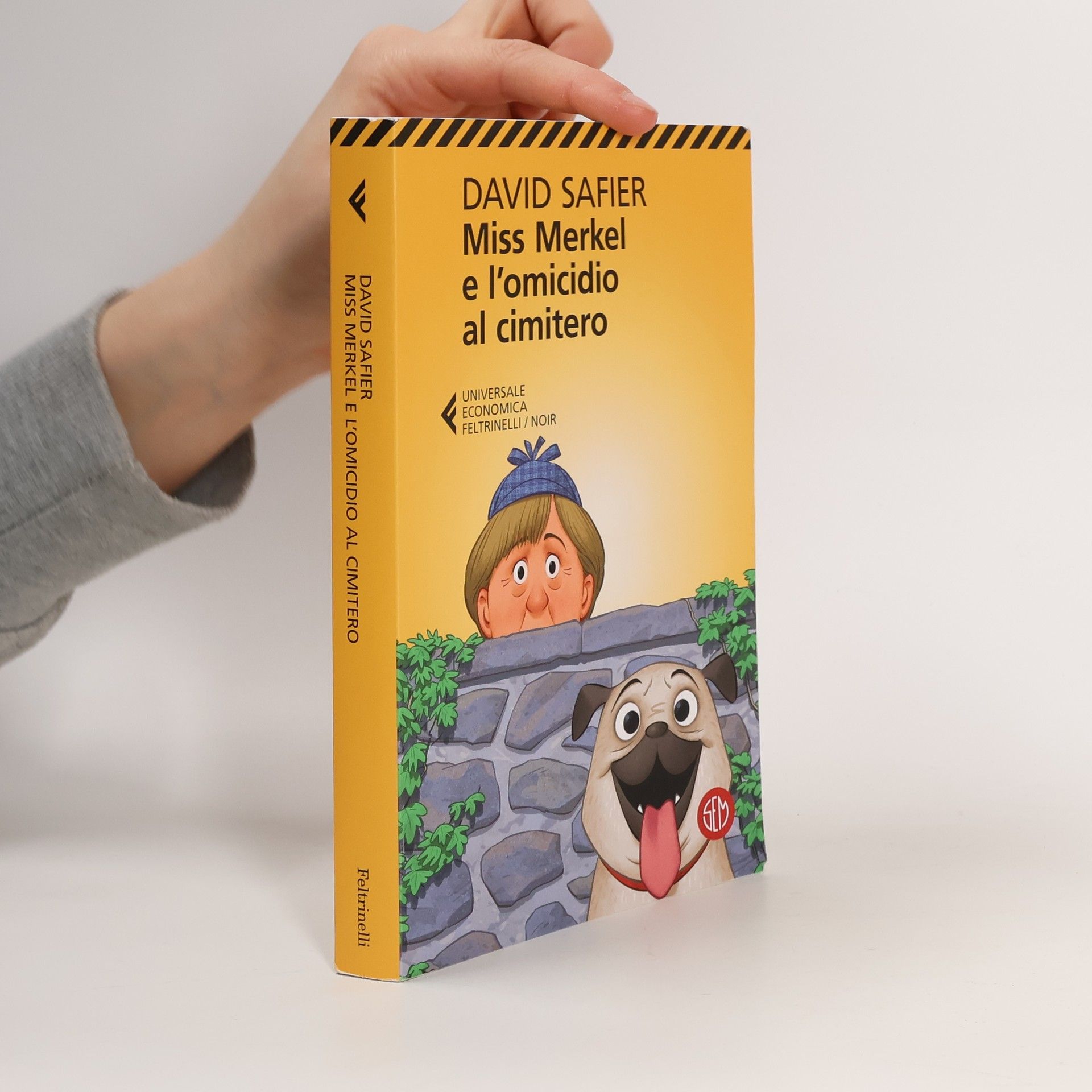 Miss Merkel e l'omicidio al cimitero