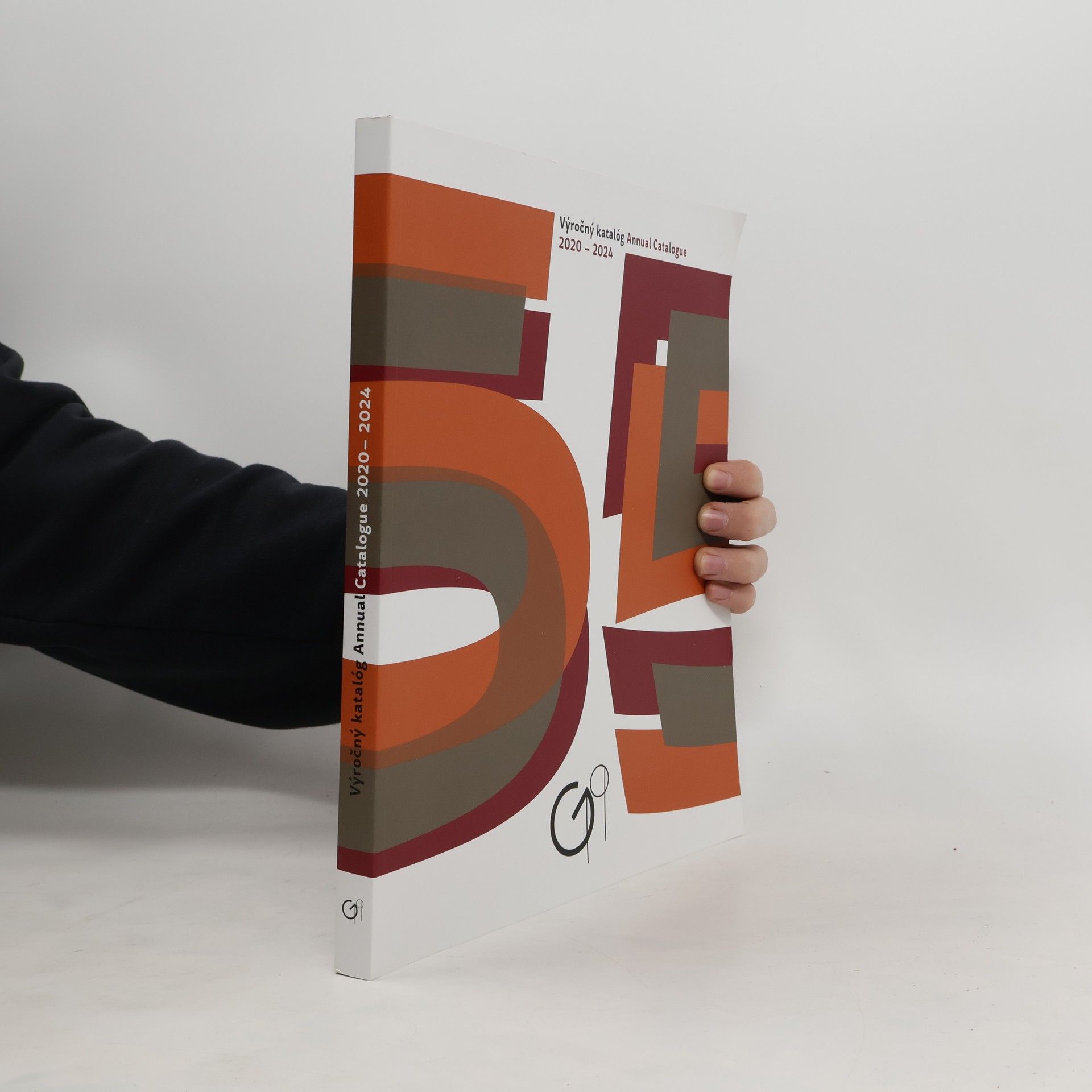 Peter Piovarcsy Galéria Gallery 19 : výročný katalóg 2020-2024