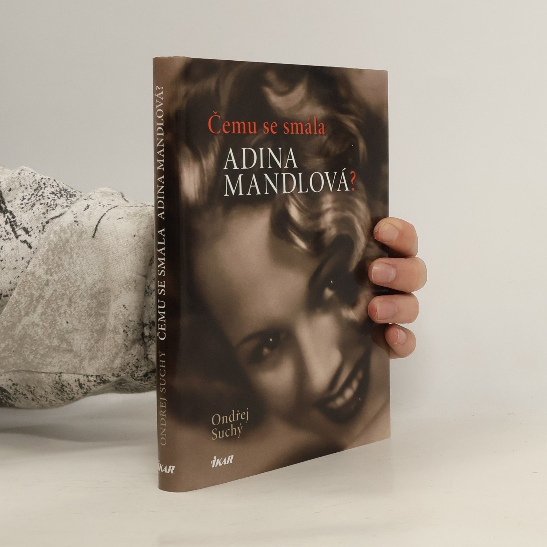 Ondřej Suchý Čemu se smála Adina Mandlová?