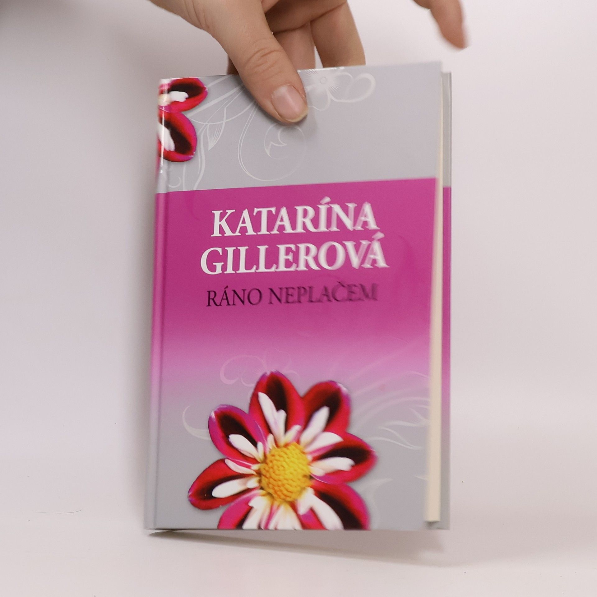Katarína Gillerová Ráno neplačem