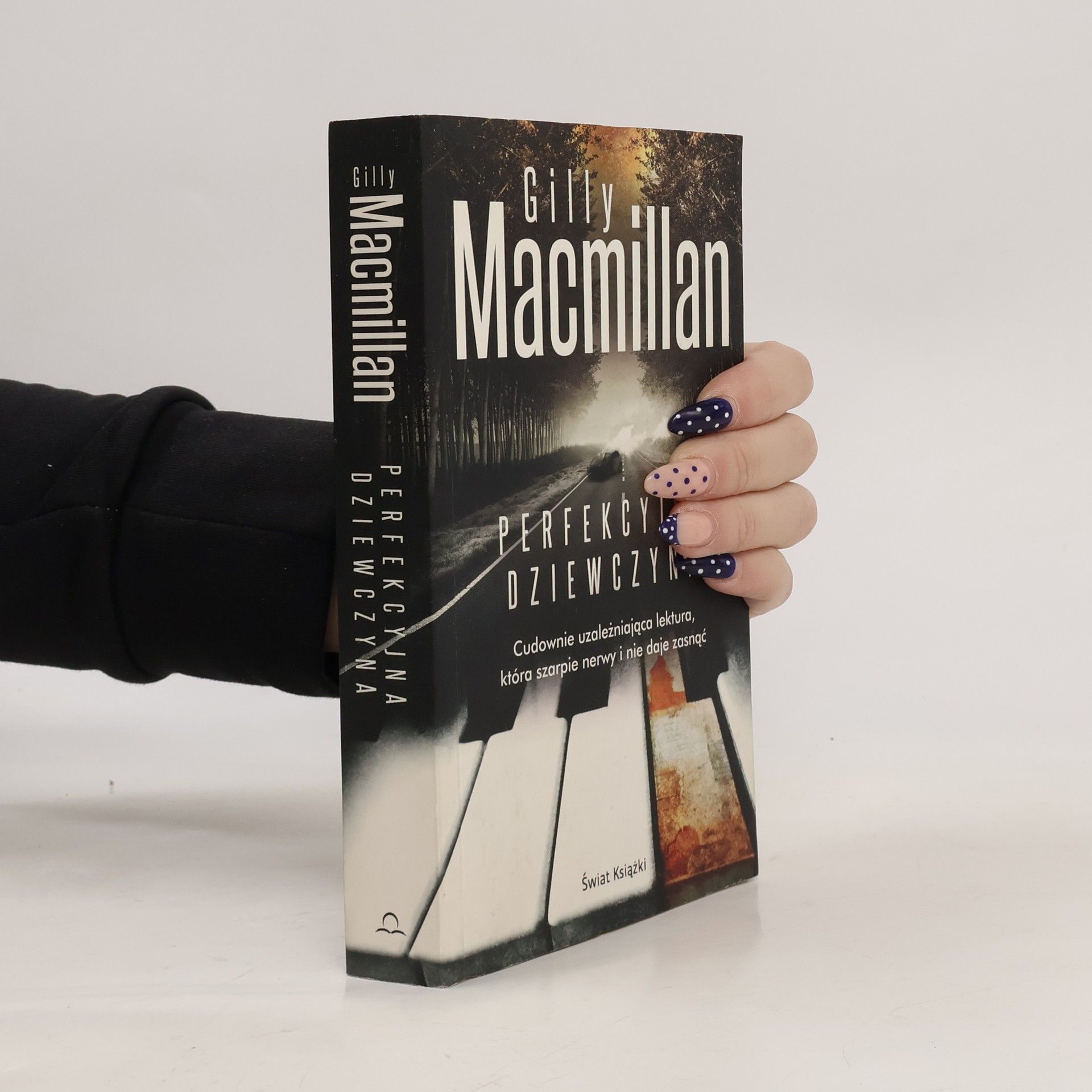 Gilly Macmillan Perfekcyjna dziewczyna