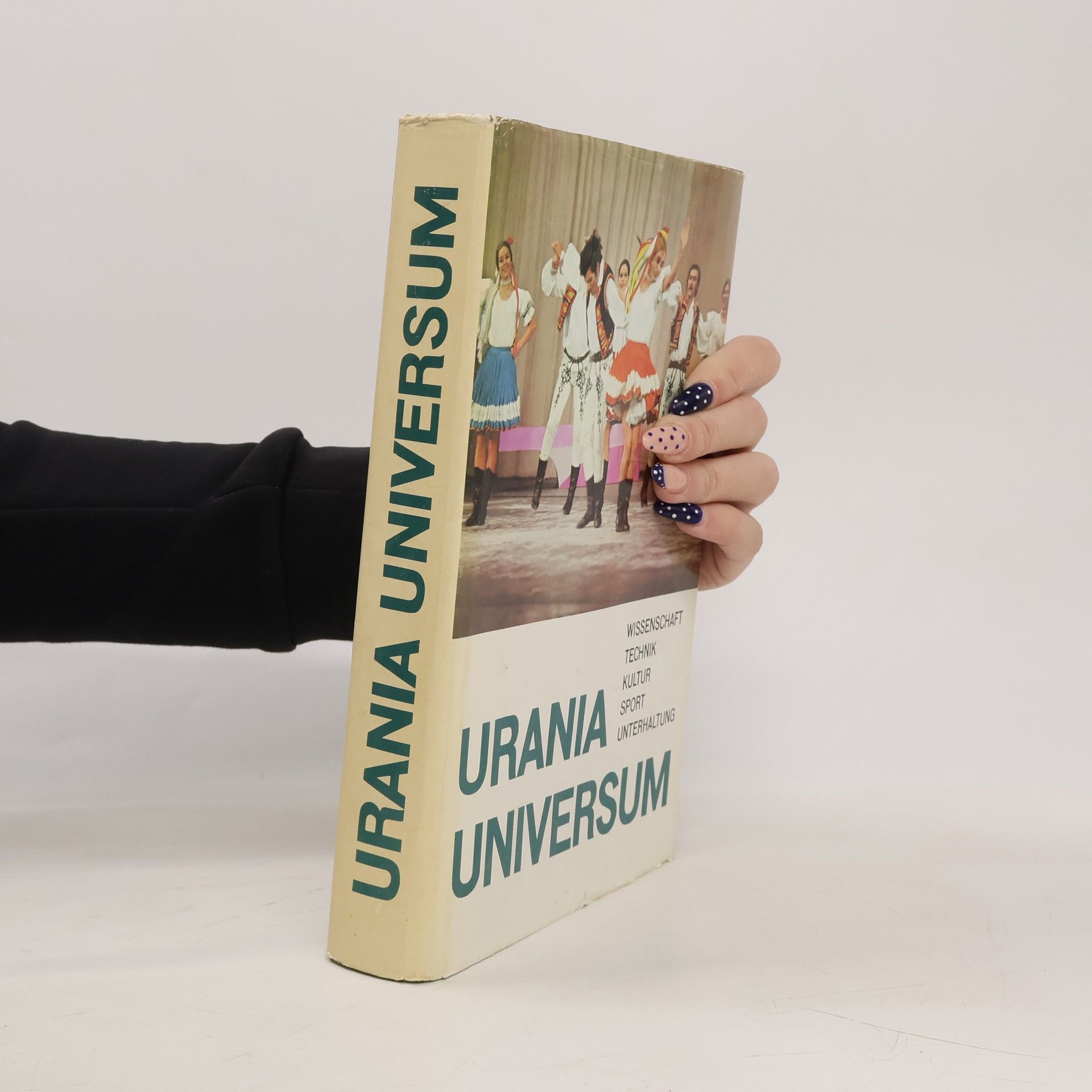 Autores varios Urania Universum