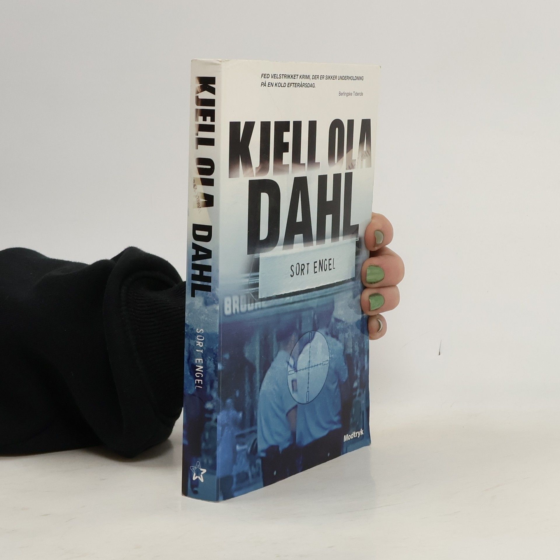 Kjell Ola Dahl Sort Engel