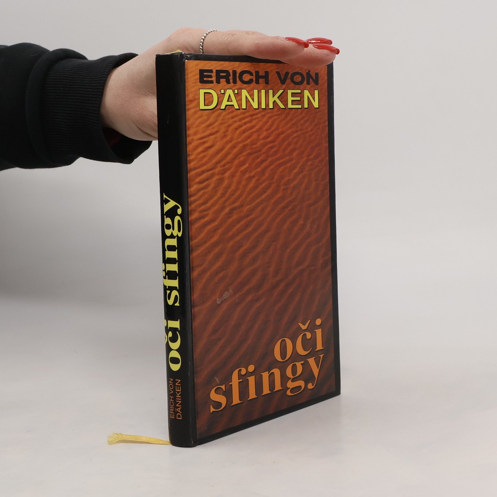 Erich von Däniken Oči sfingy