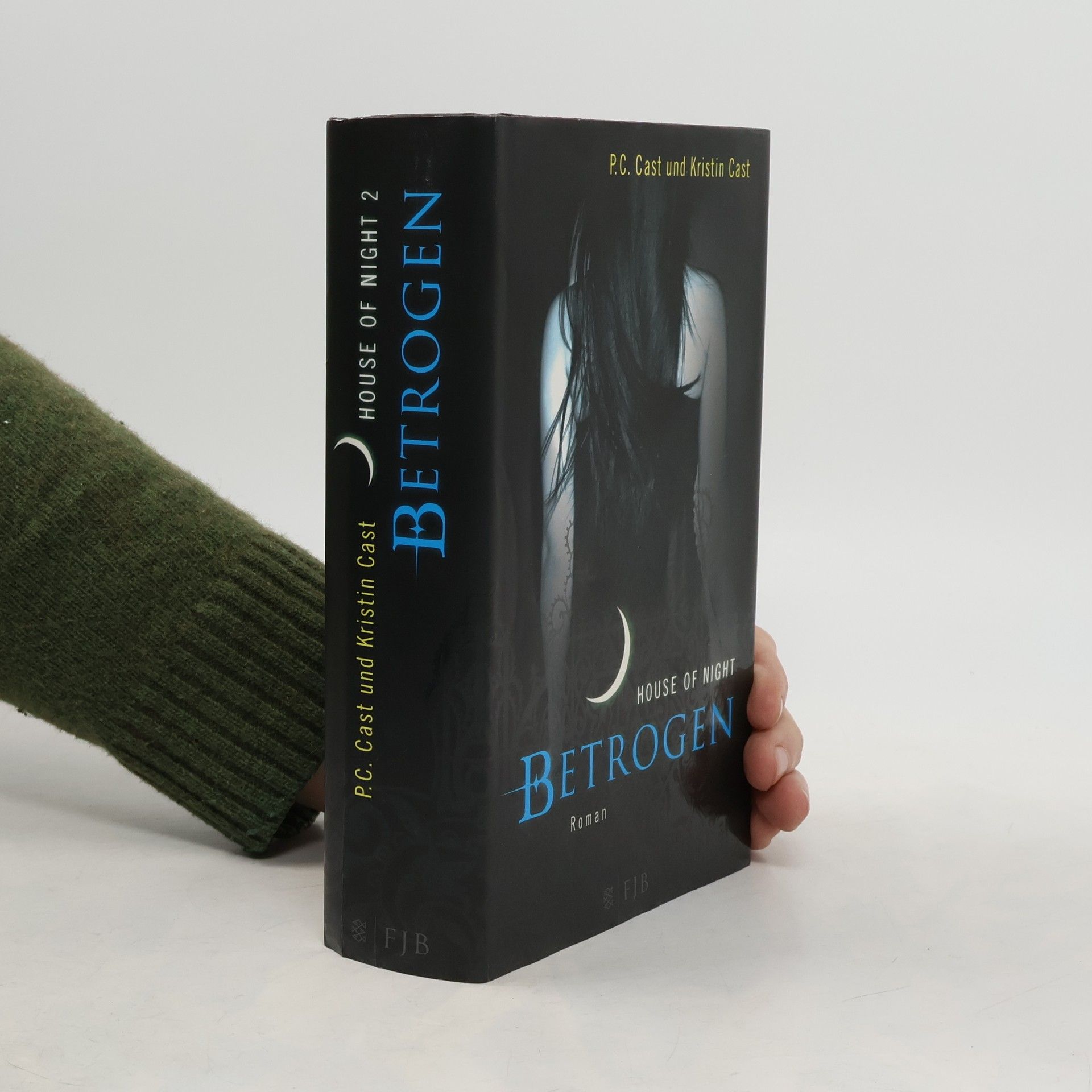 Phyllis Christine Cast House of Night 2. Betrogen