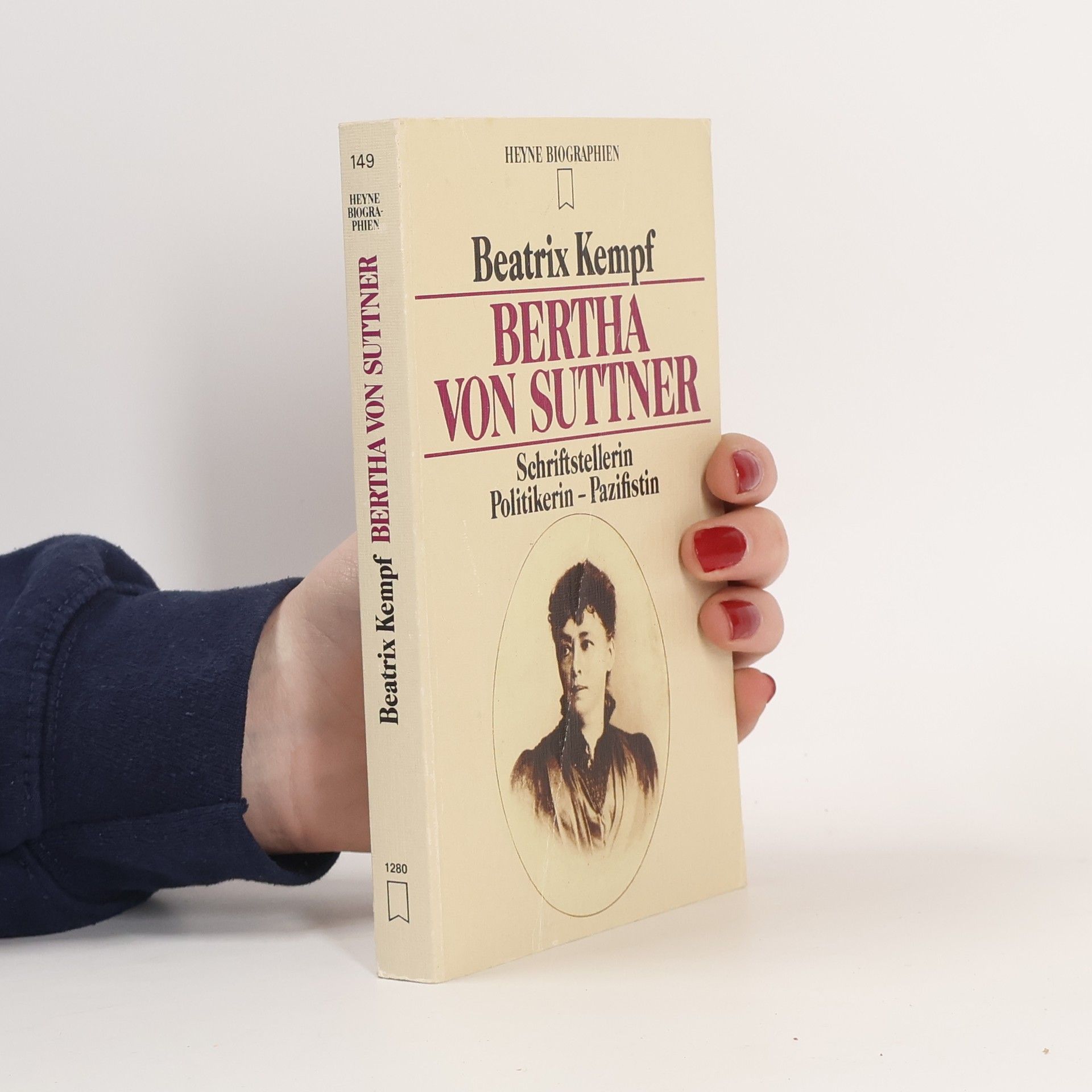 Beatrix Kempf Bertha von Suttner