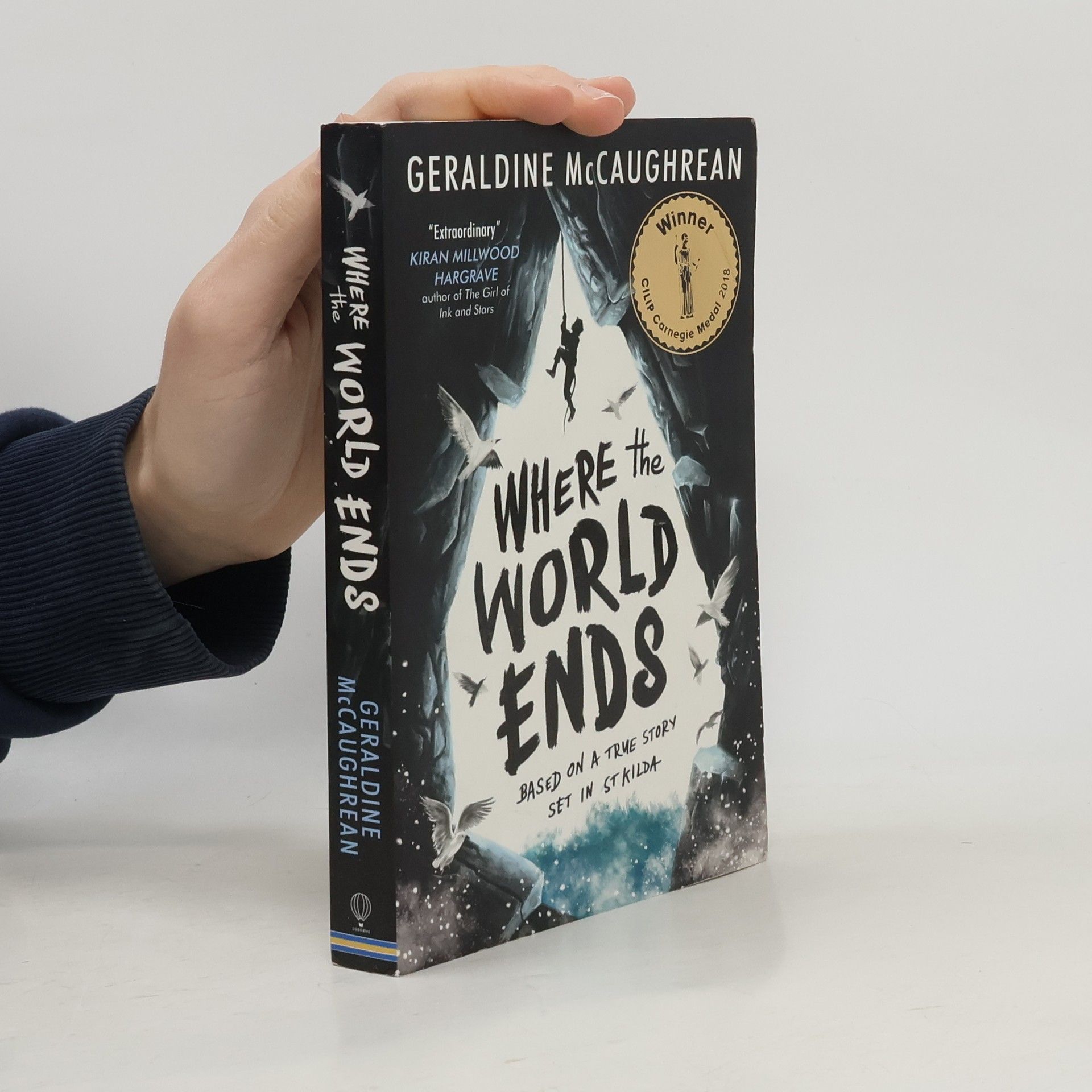 Geraldine McCaughrean Where the World Ends