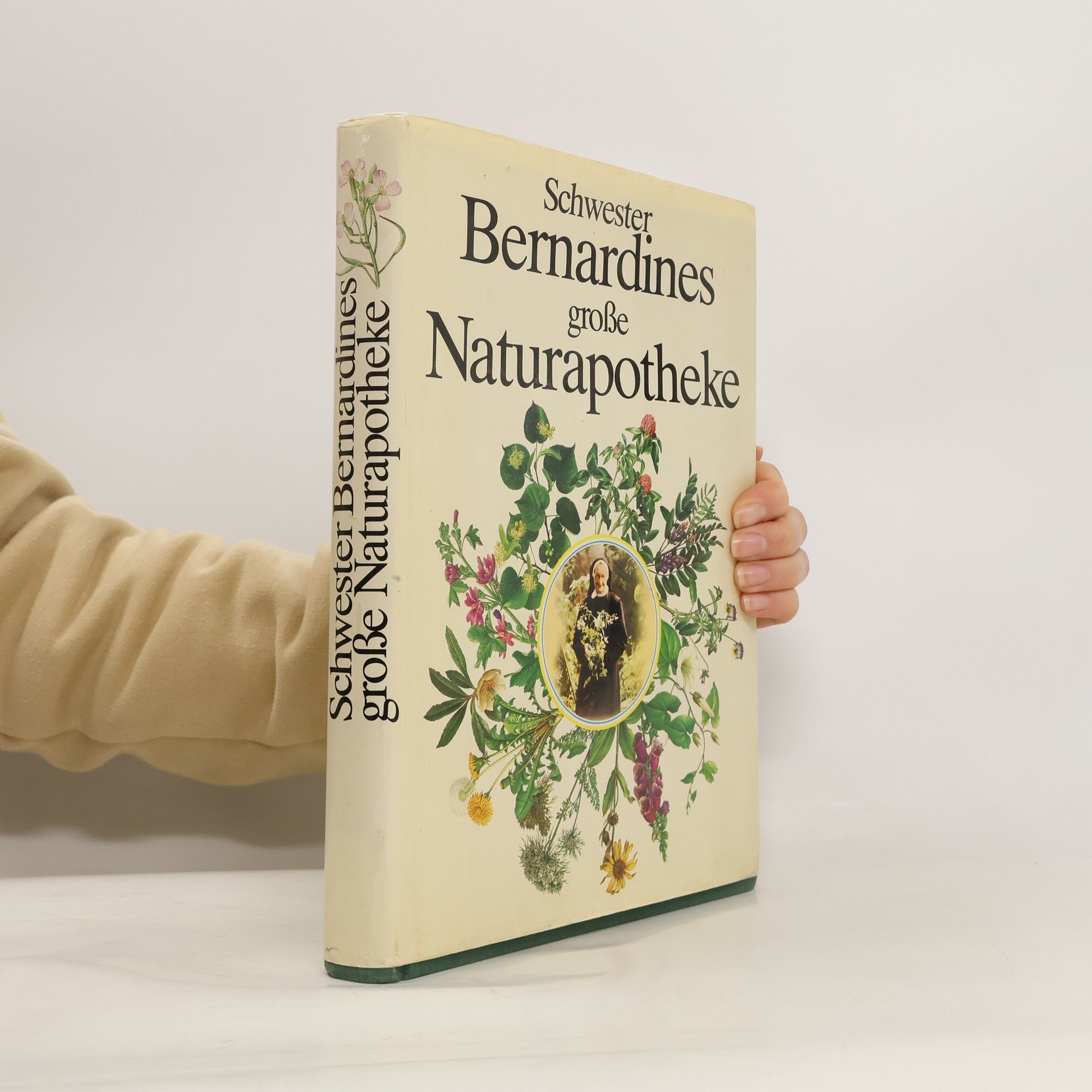 Autorenkollektiv Schwester Bernardines große Naturapotheke