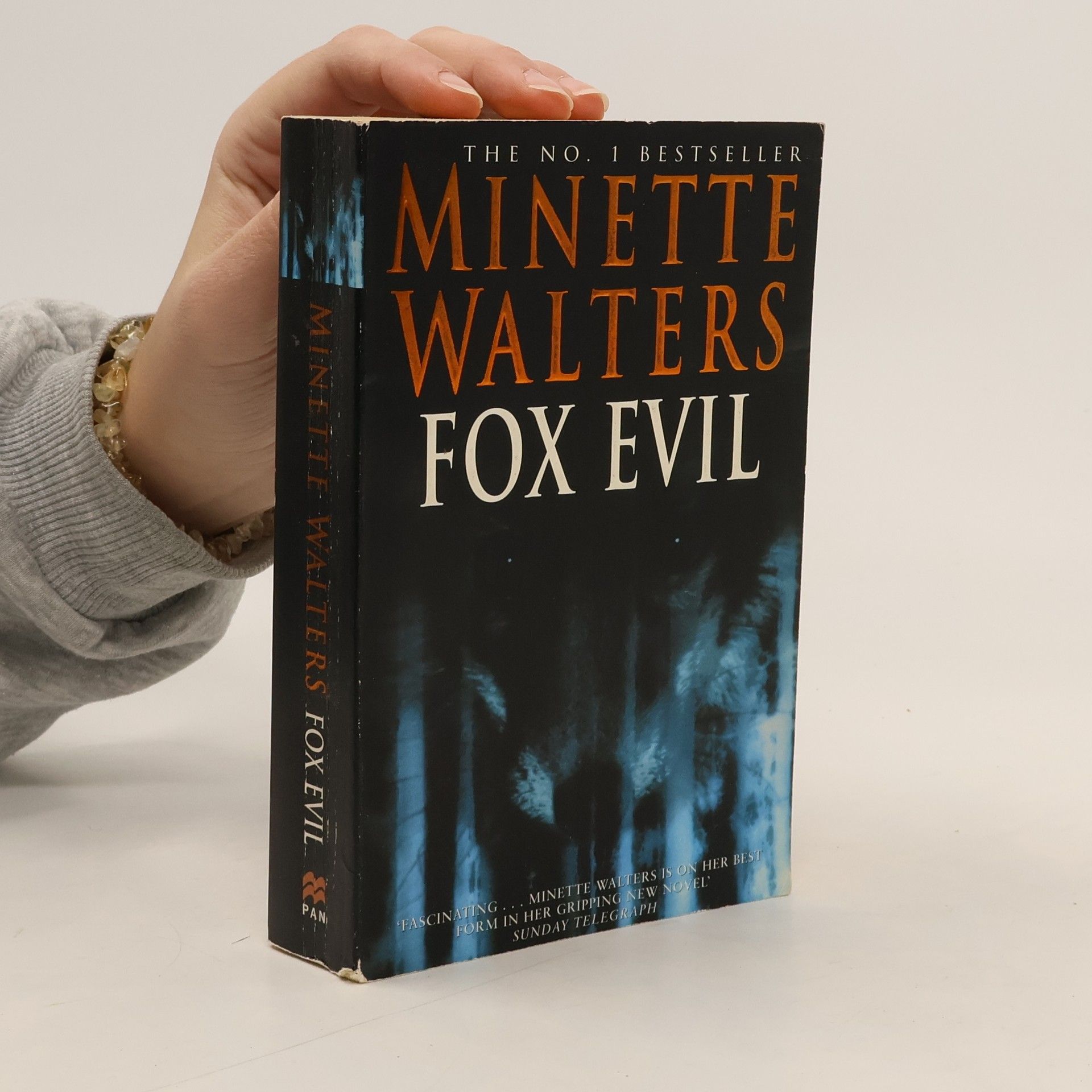 Minette Walter Fox evil