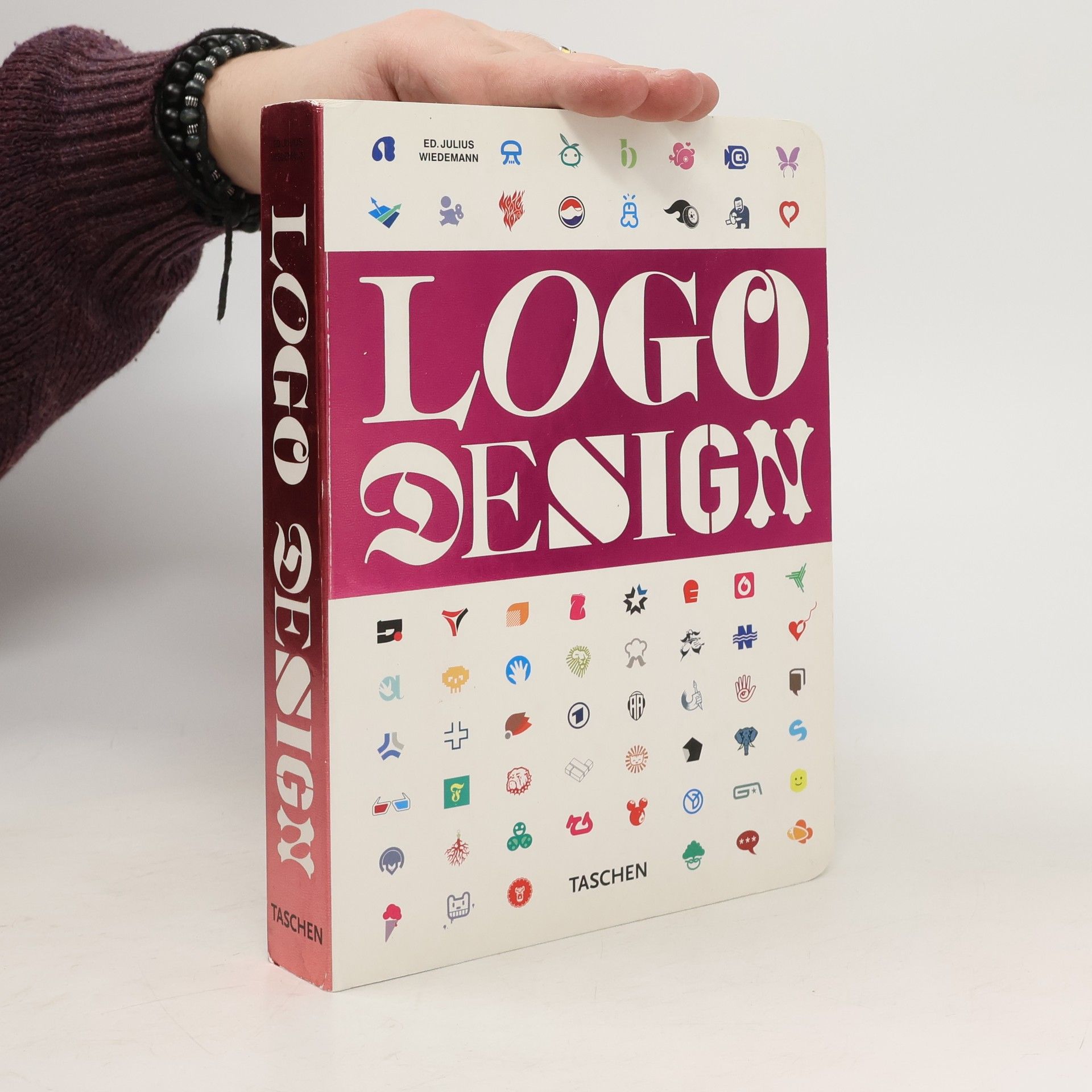 Julius Wiedemann Logo design