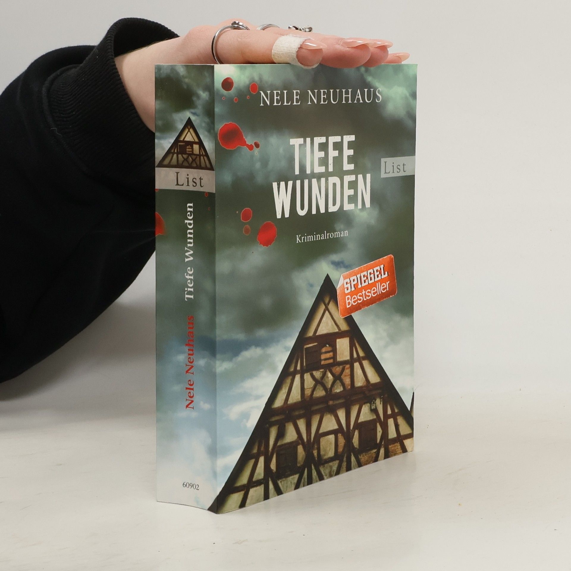 Nele Neuhaus Tiefe Wunden