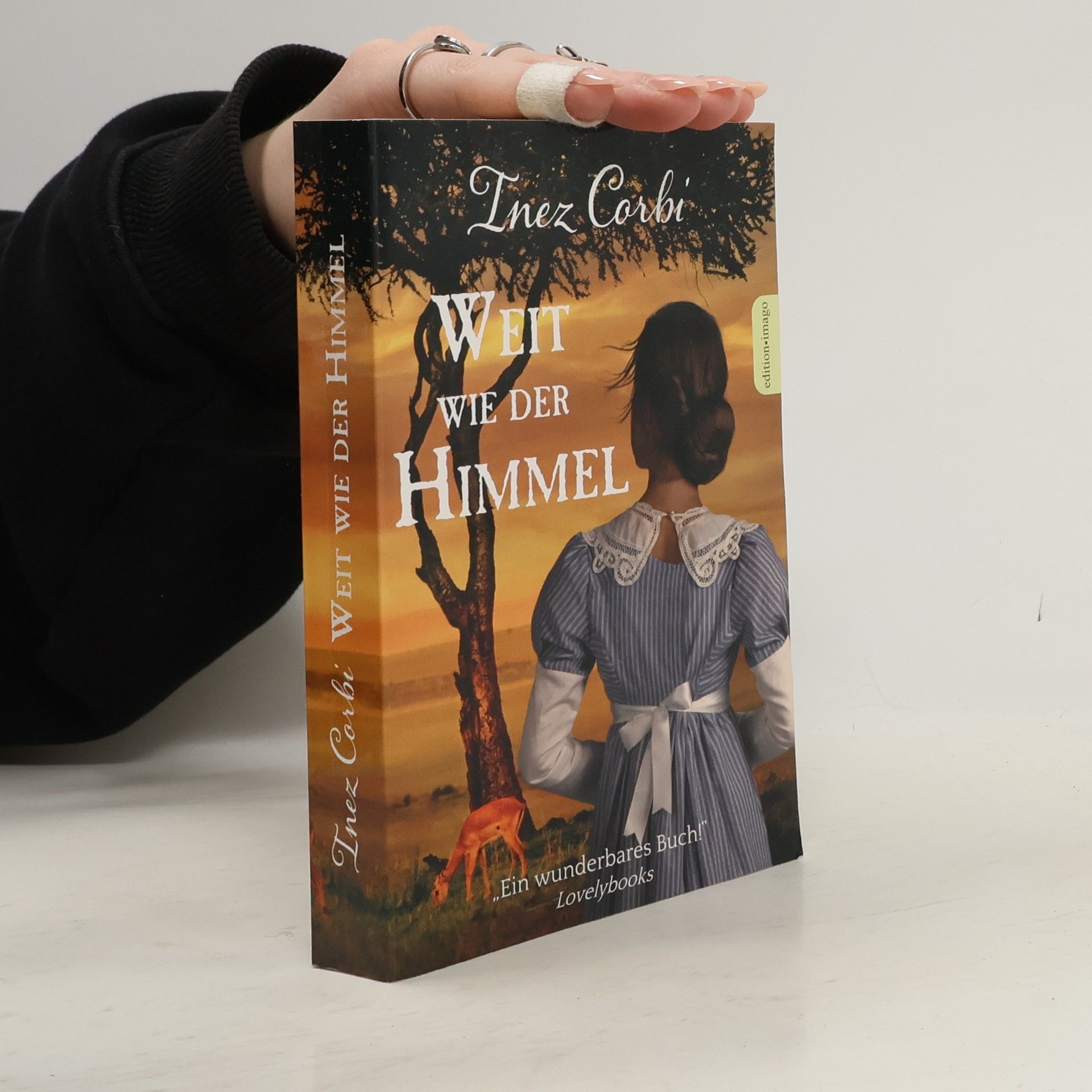 Inez Corbi Weit wie der Himmel