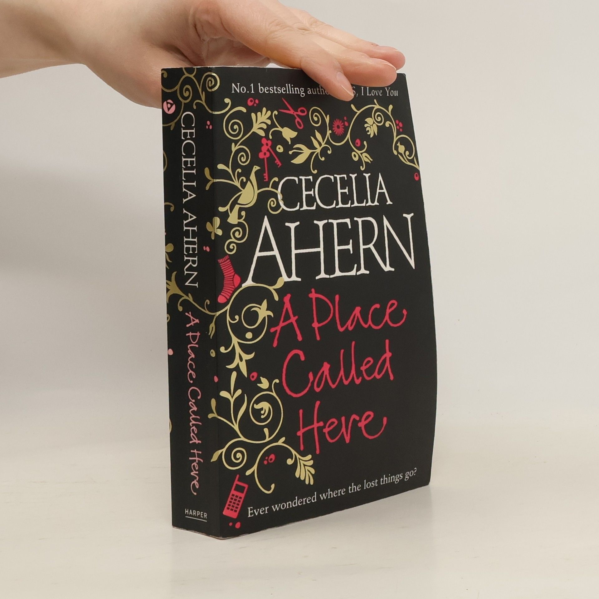 Cecelia Ahern A Place Called Here