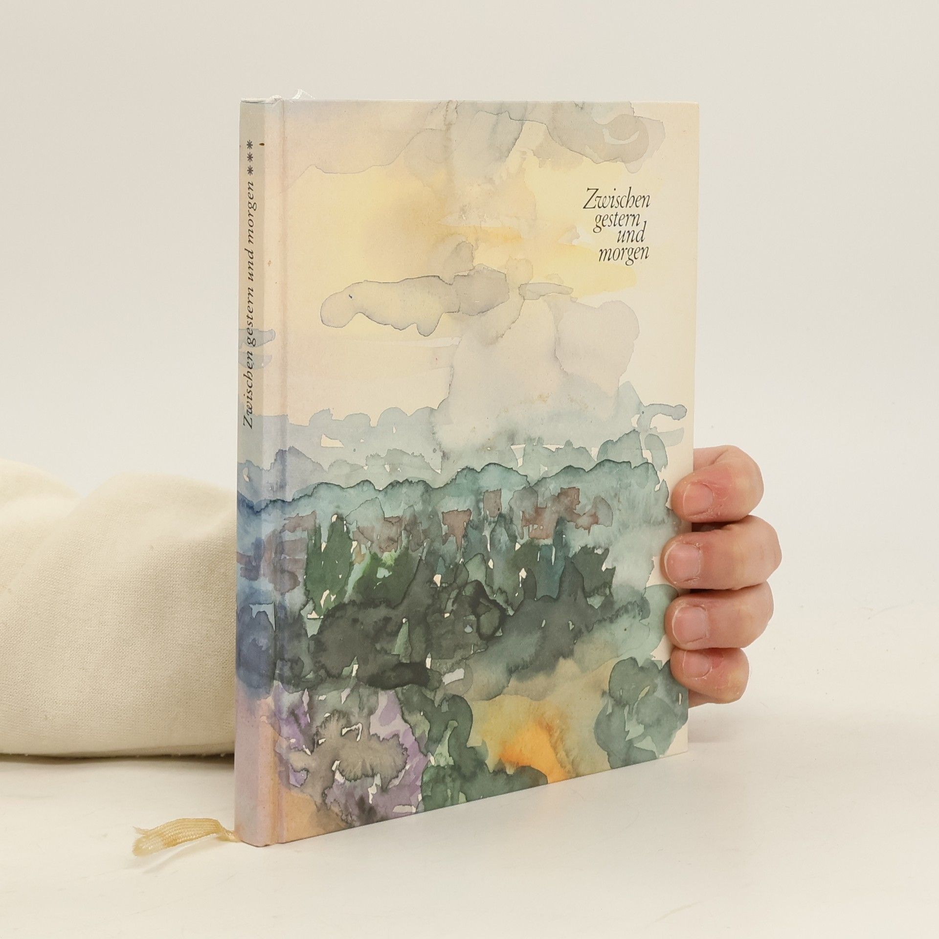 Collectif d'auteurs Zwischen gestern und morgen