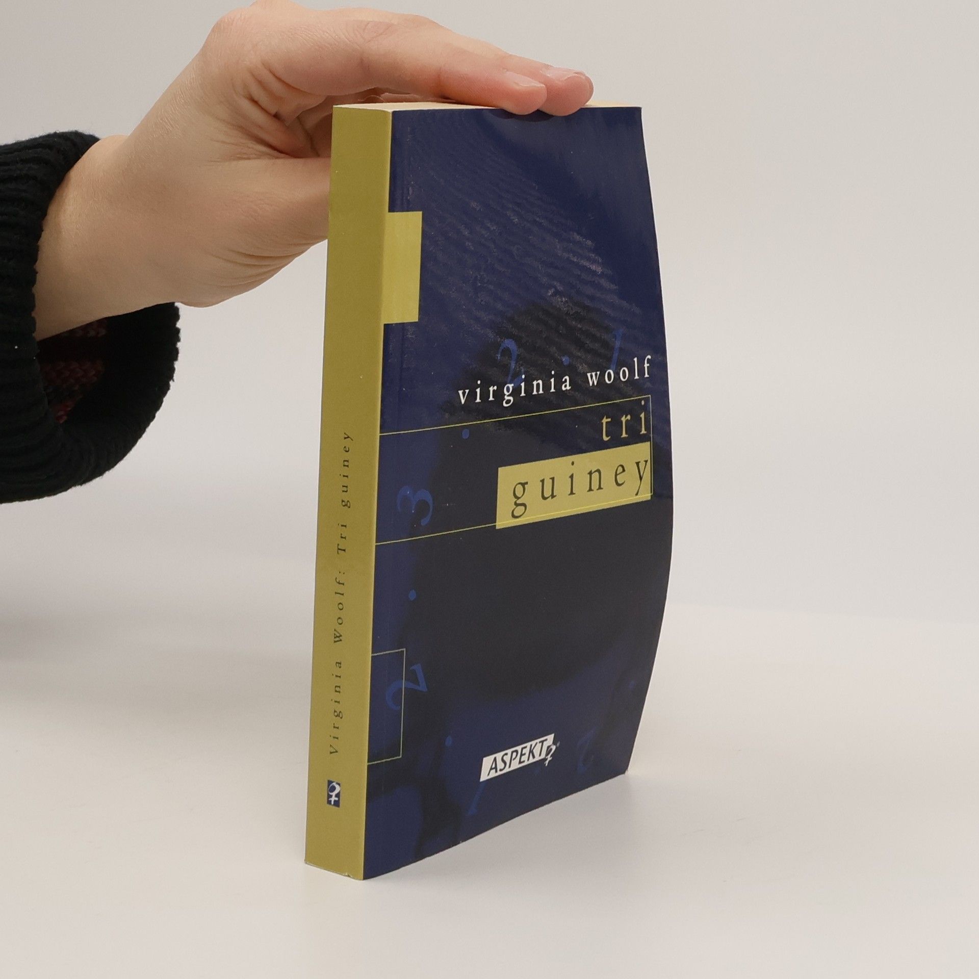 Virginia Woolf Tri guiney