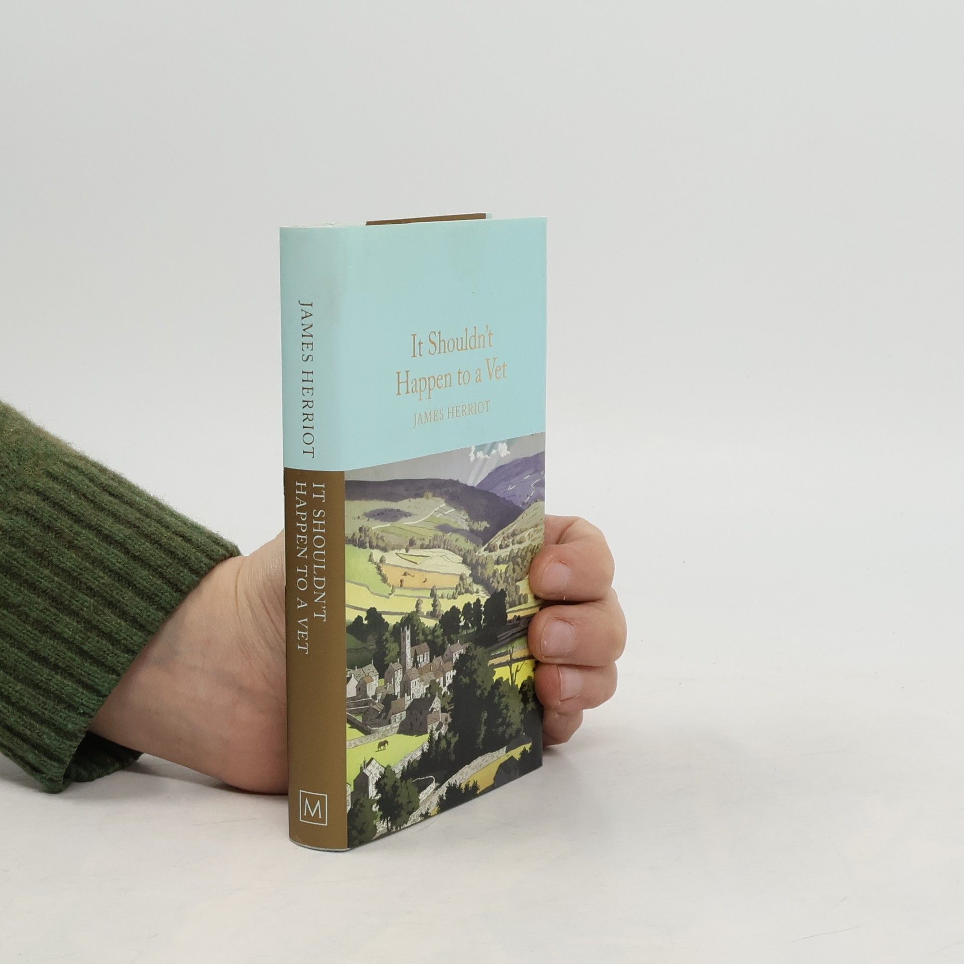 James Herriot It Shouldn't Happen to a Vet