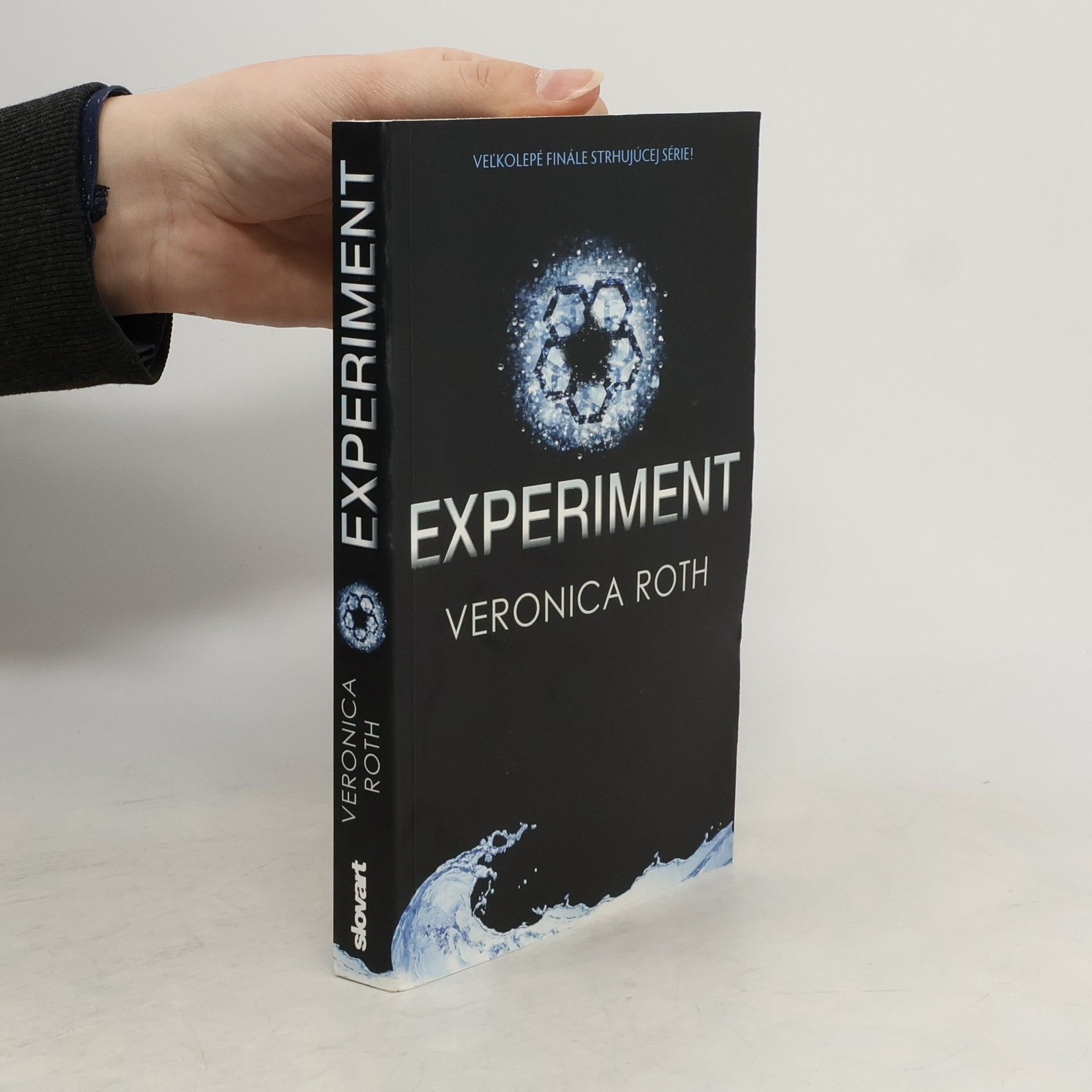 Veronica Roth Experiment