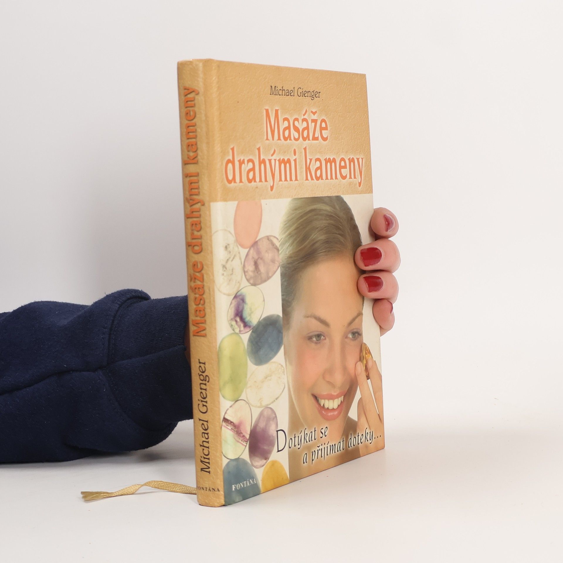 Michael Gienger Masáže drahými kameny