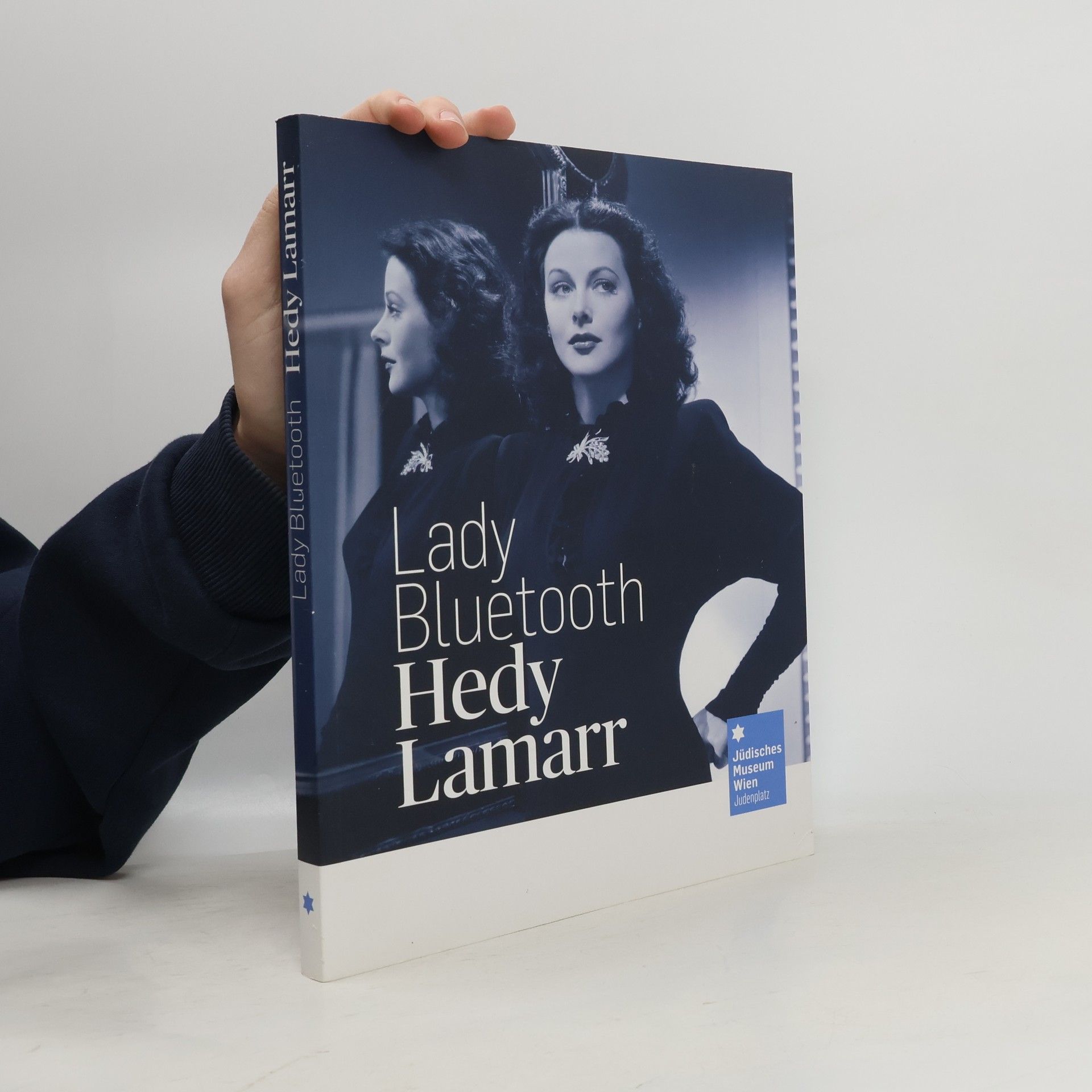 Andrea Winklbauer Lady Bluetooth