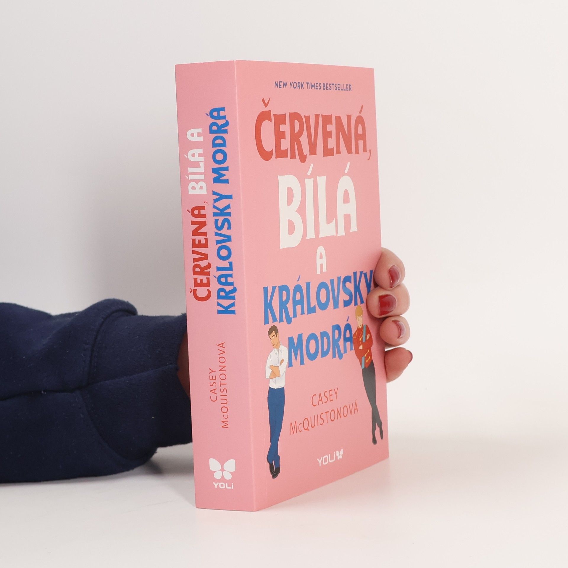 Casey McQuiston Červená, bílá a královsky modrá