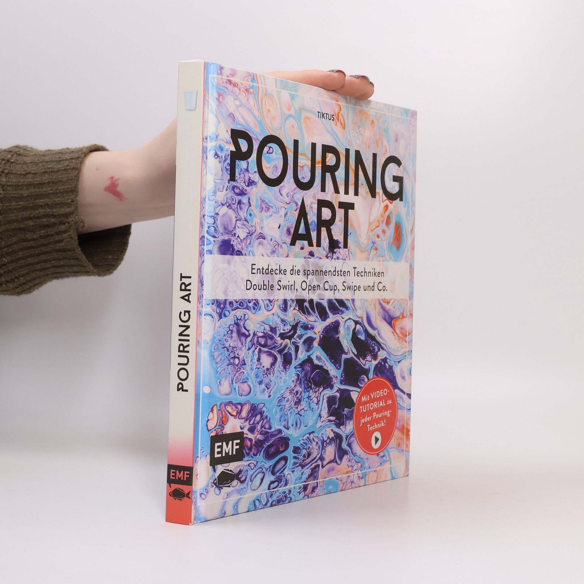 TIKTUS Pouring art