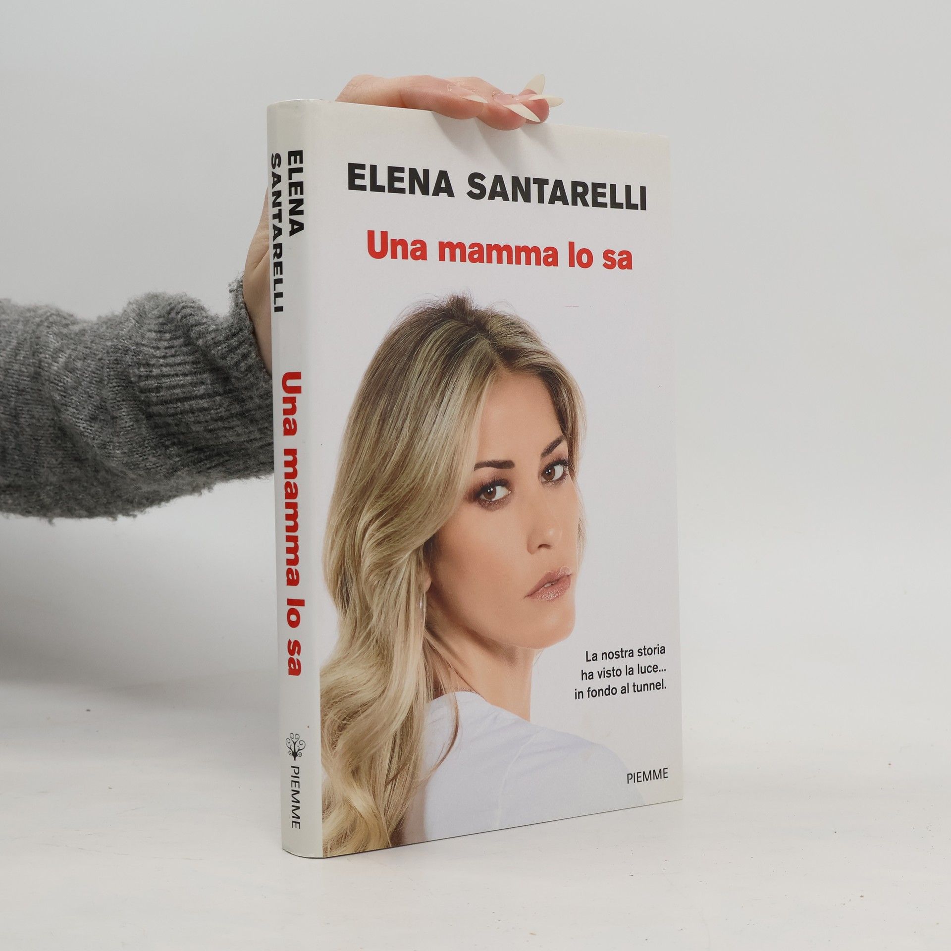 Elena Santarelli Una mamma lo sa