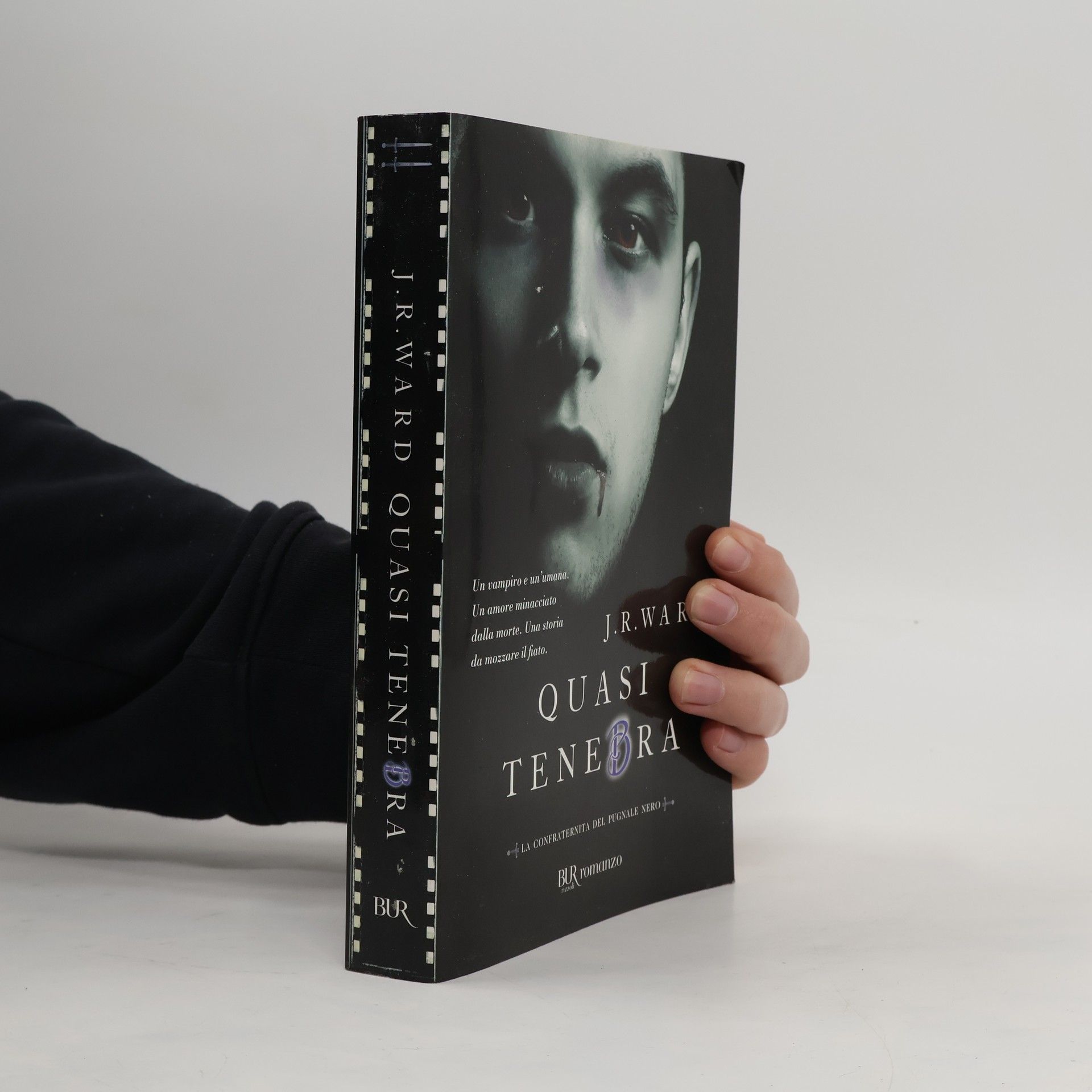 Paola Pianalto La Confraternita del Pugnale Nero - 2: Quasi tenebra