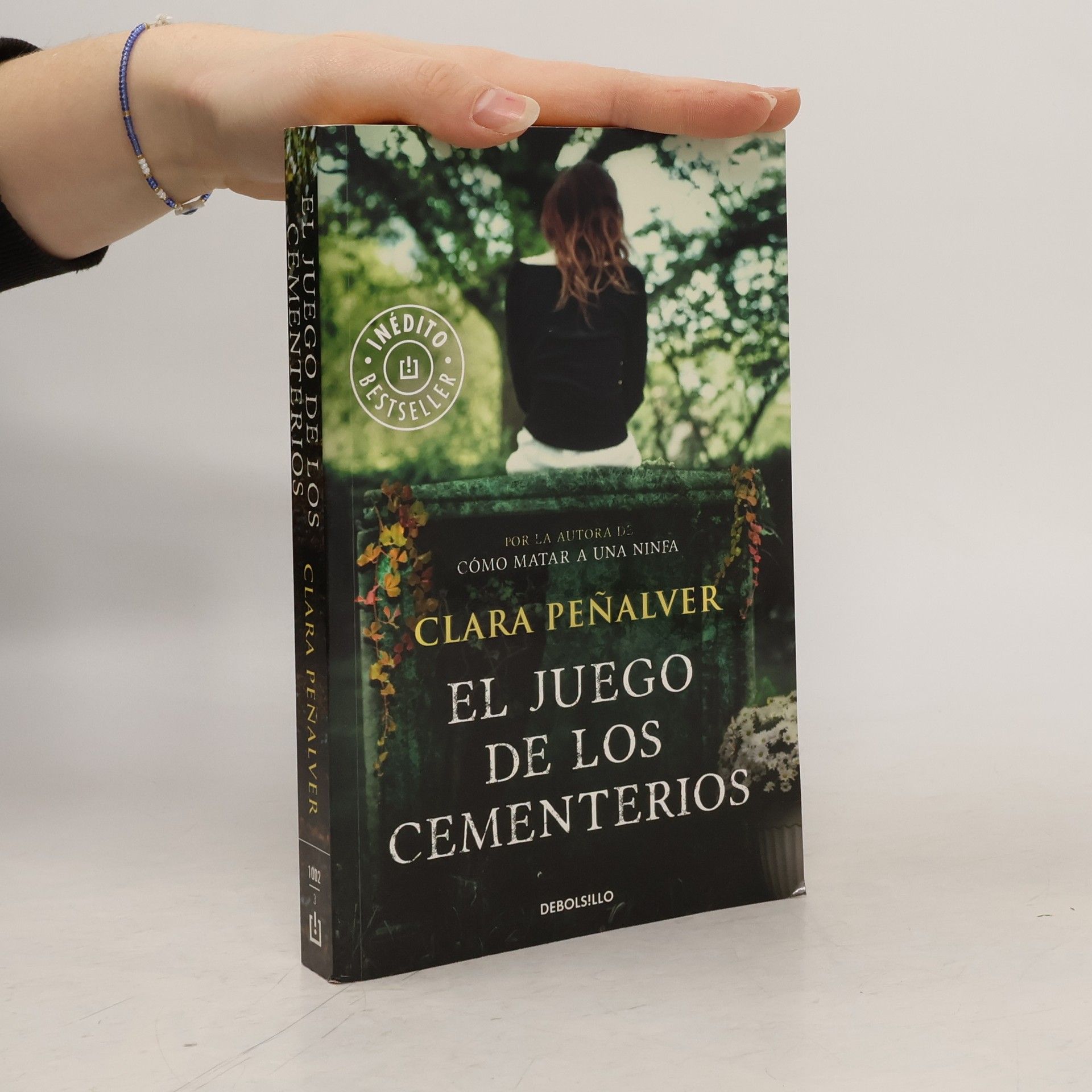 Clara Peñalver El juego de los cementerios
