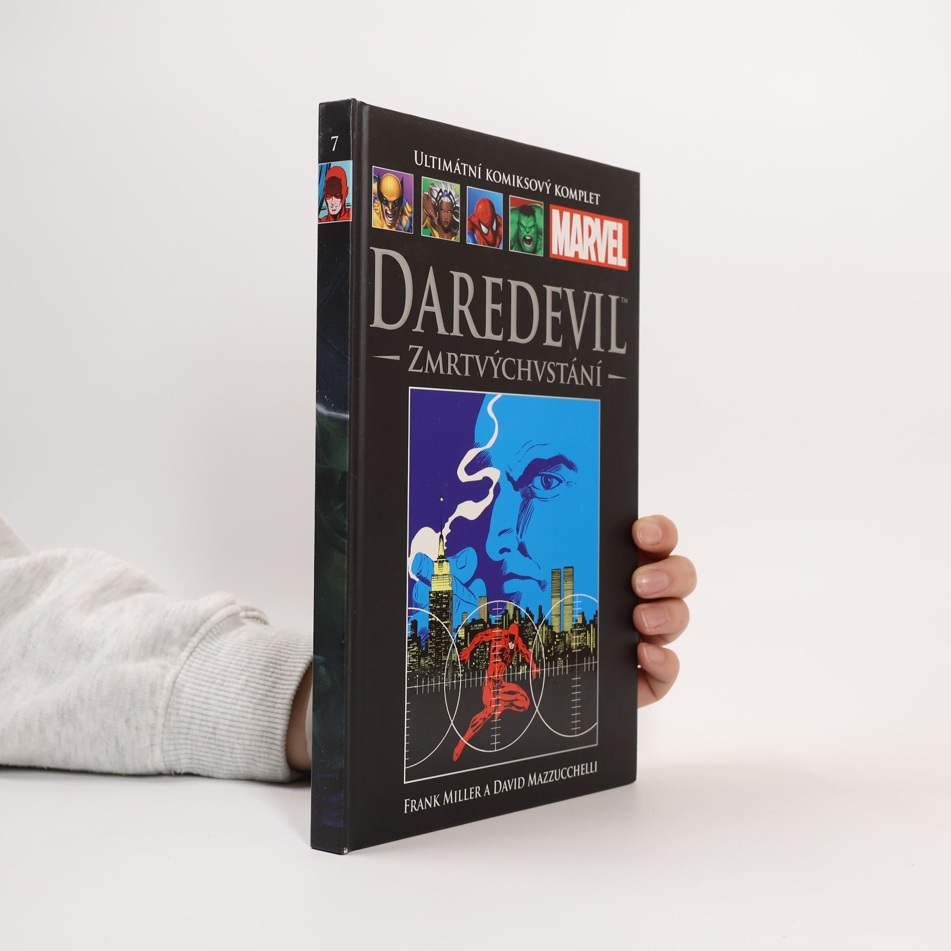 Frank Miller Ultimátní komixový komplet 7. Daredevil. Zmrtvýchvstání