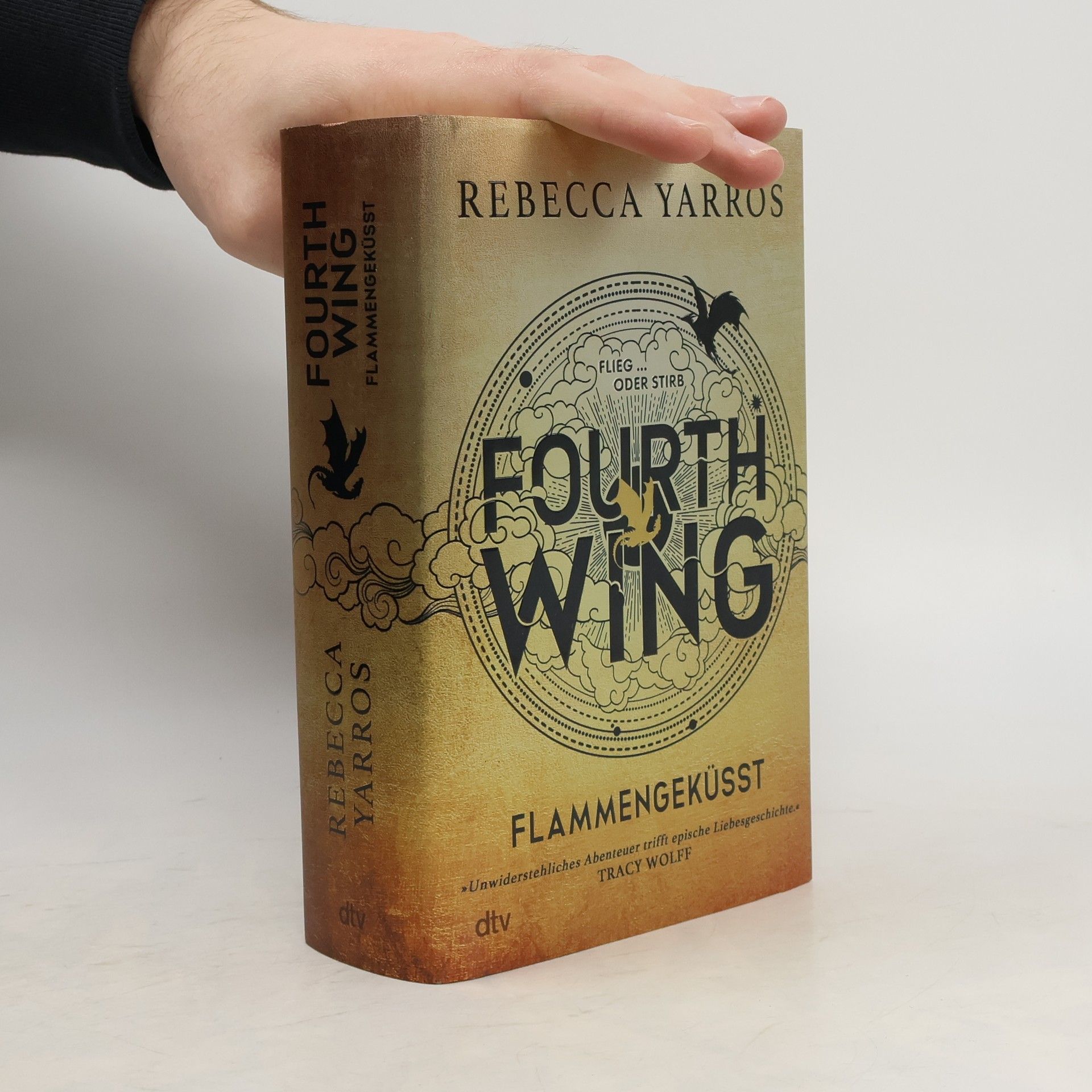 Rebecca Yarros Fourth Wing