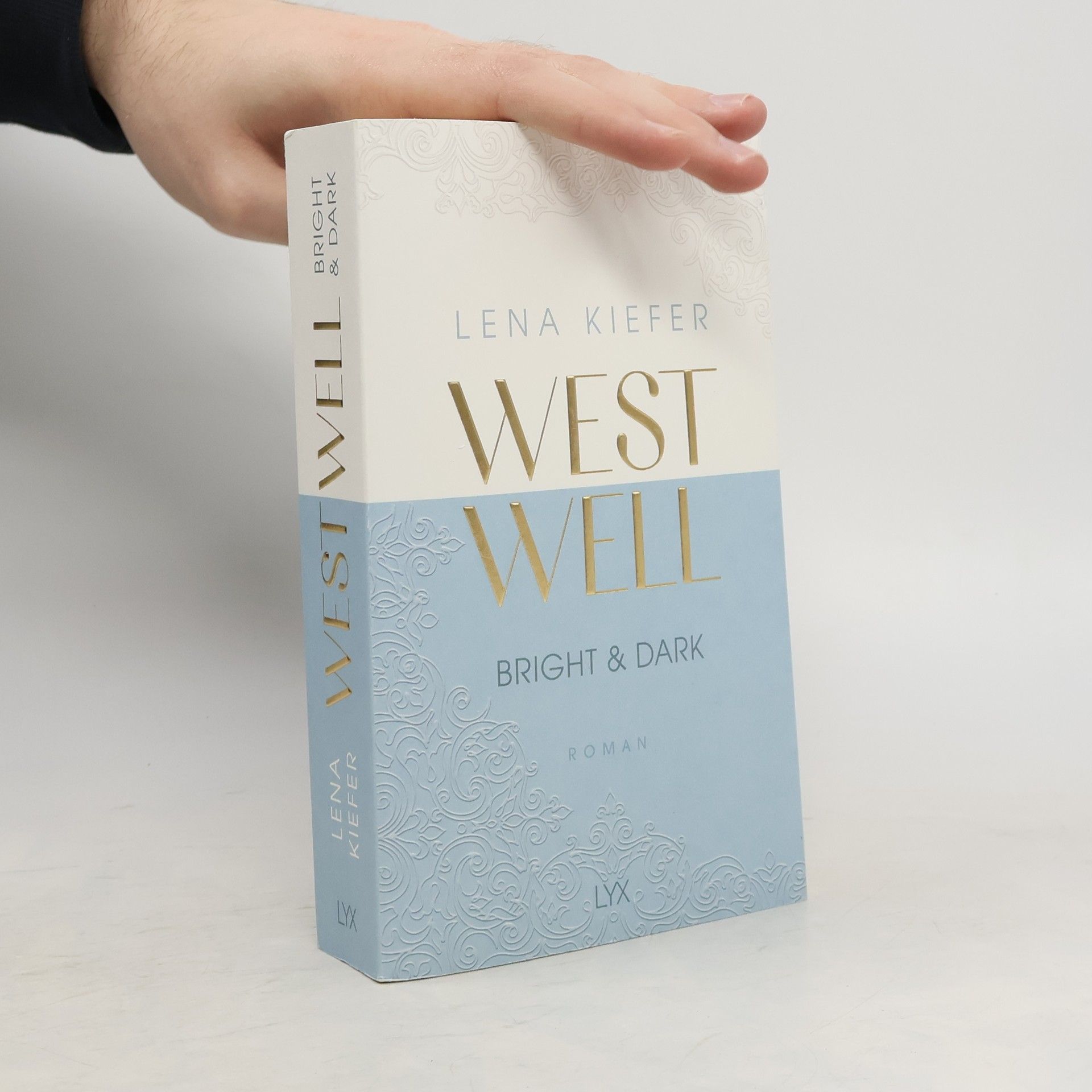 Lena Kiefer Westwell. Bright & Dark