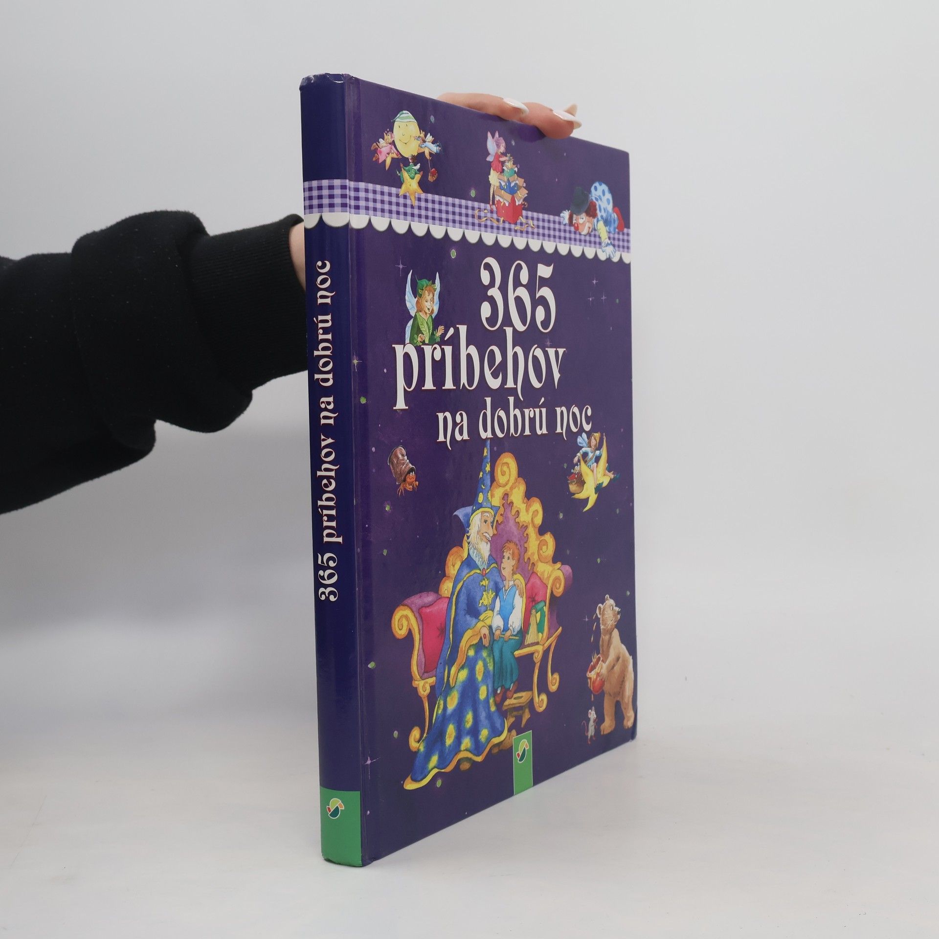 Autores varios 365 príbehov na dobrú noc