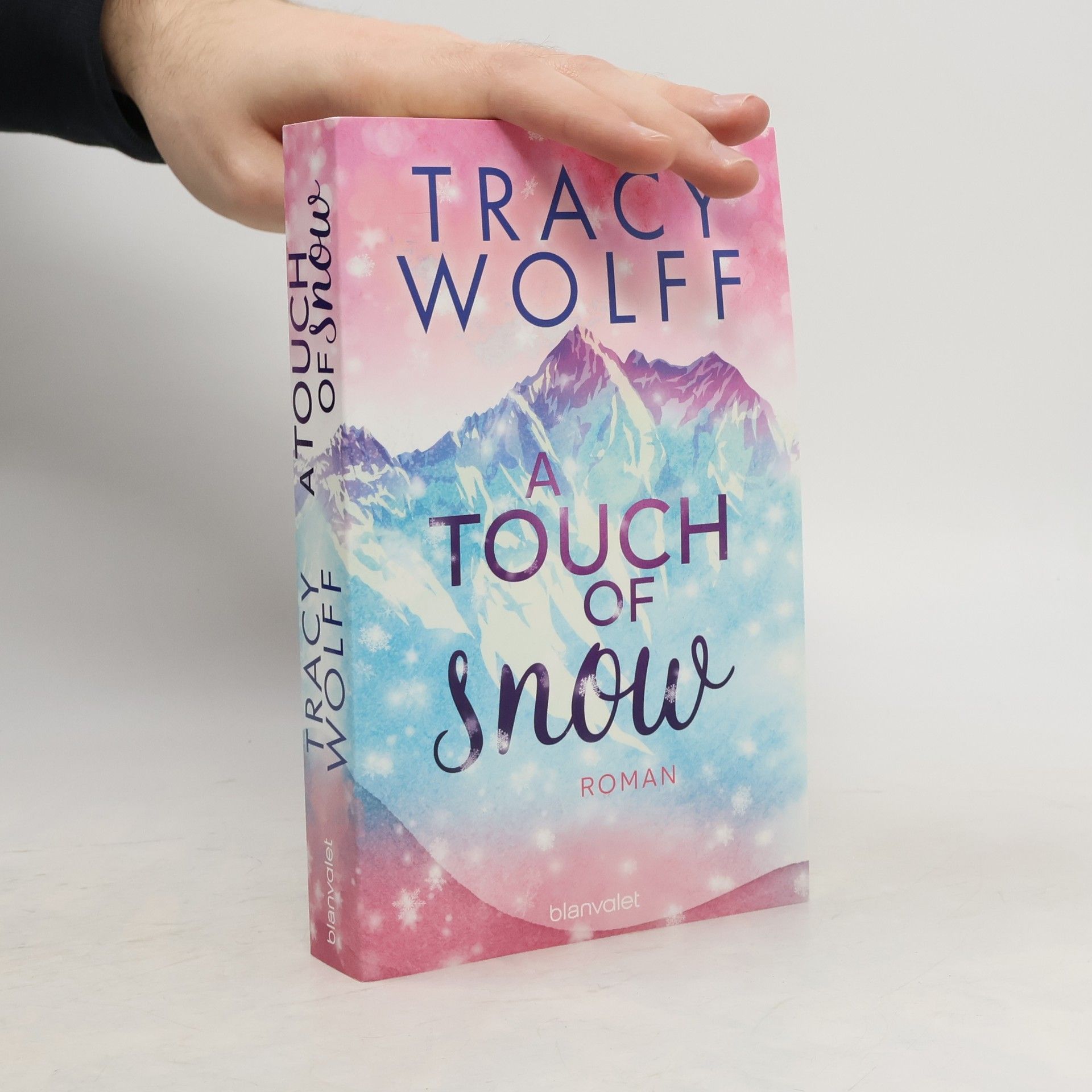 Tracy Wolff A Touch of Snow