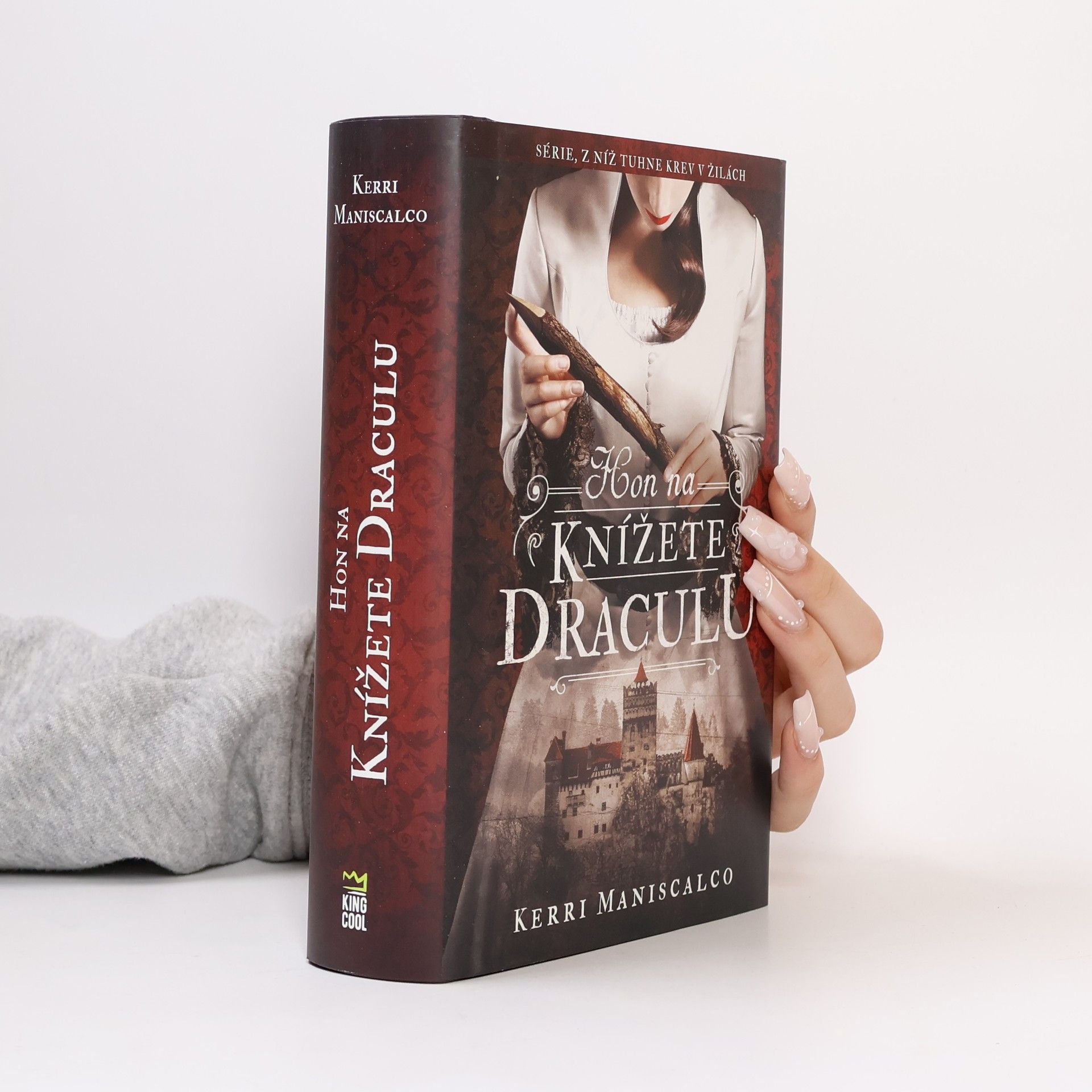 Kerri Maniscalco Hon na knížete Draculu