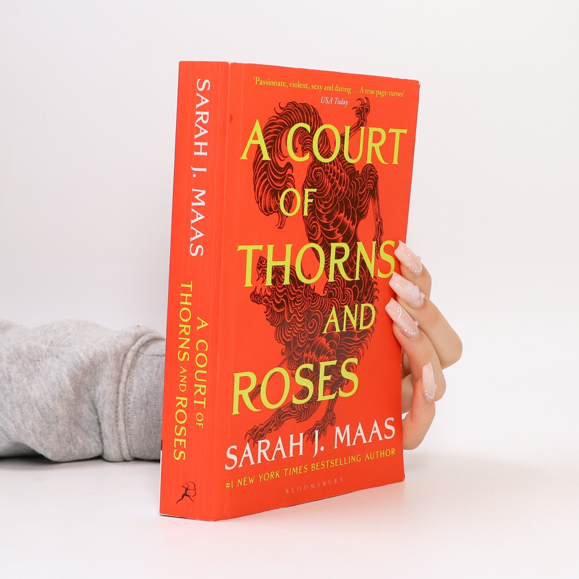 Sarah J. Maas A Court of Thorns and Roses