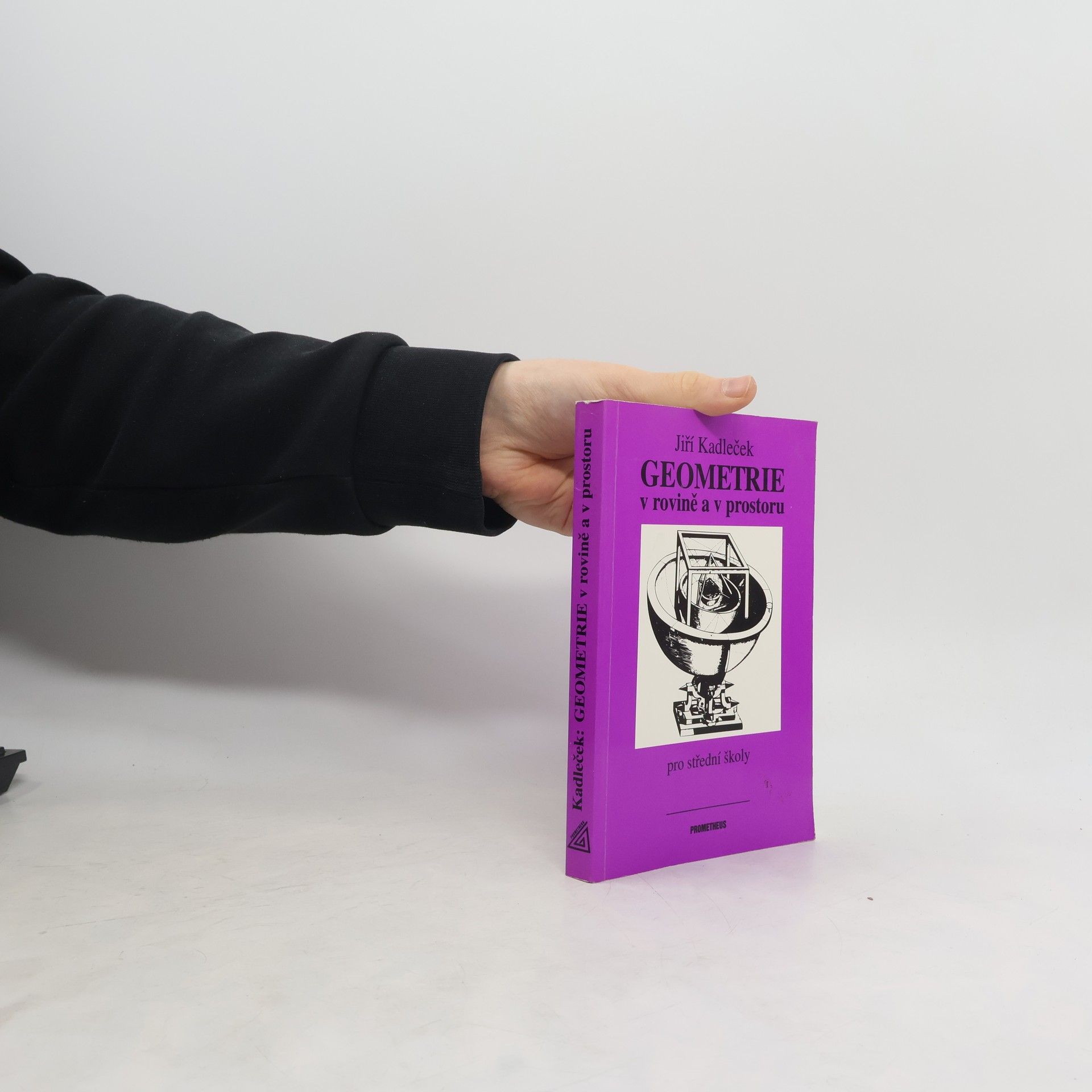 Jiří Kadleček Geometrie v rovině a v prostoru pro střední školy