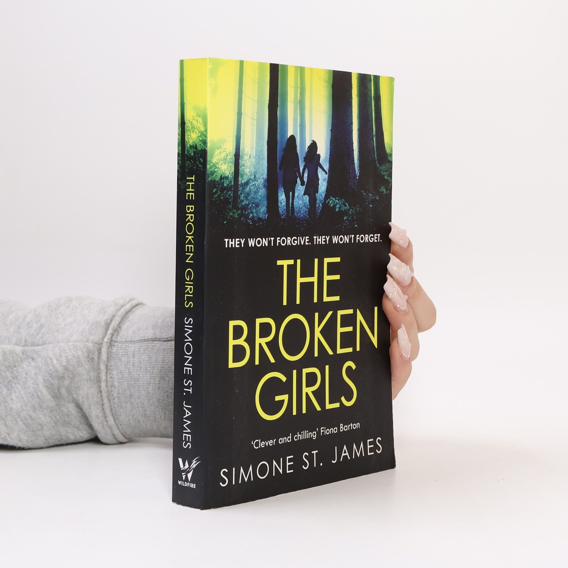 Simone St. James The Broken Girls
