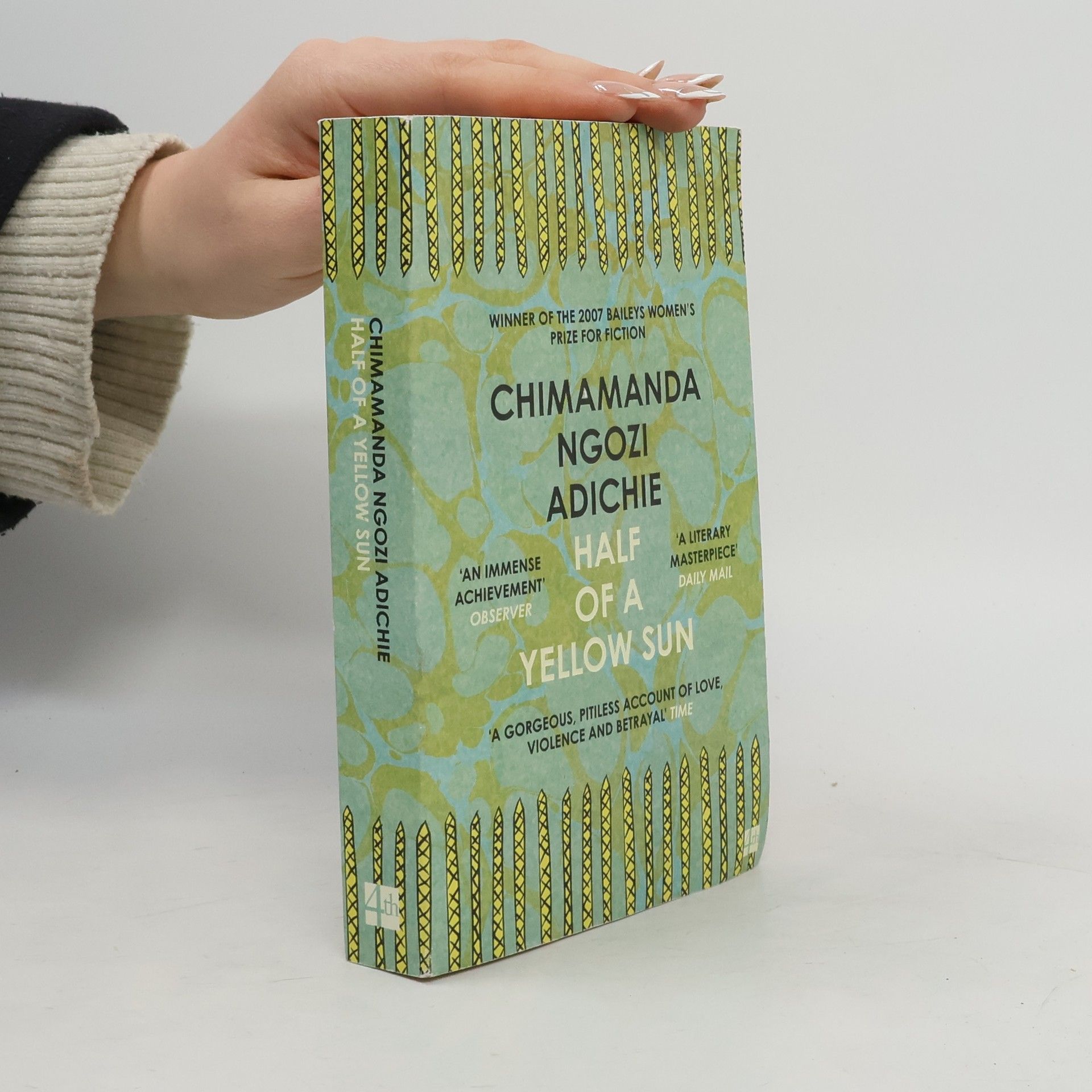 Chimamanda Ngozi Adichie Half of a Yellow Sun