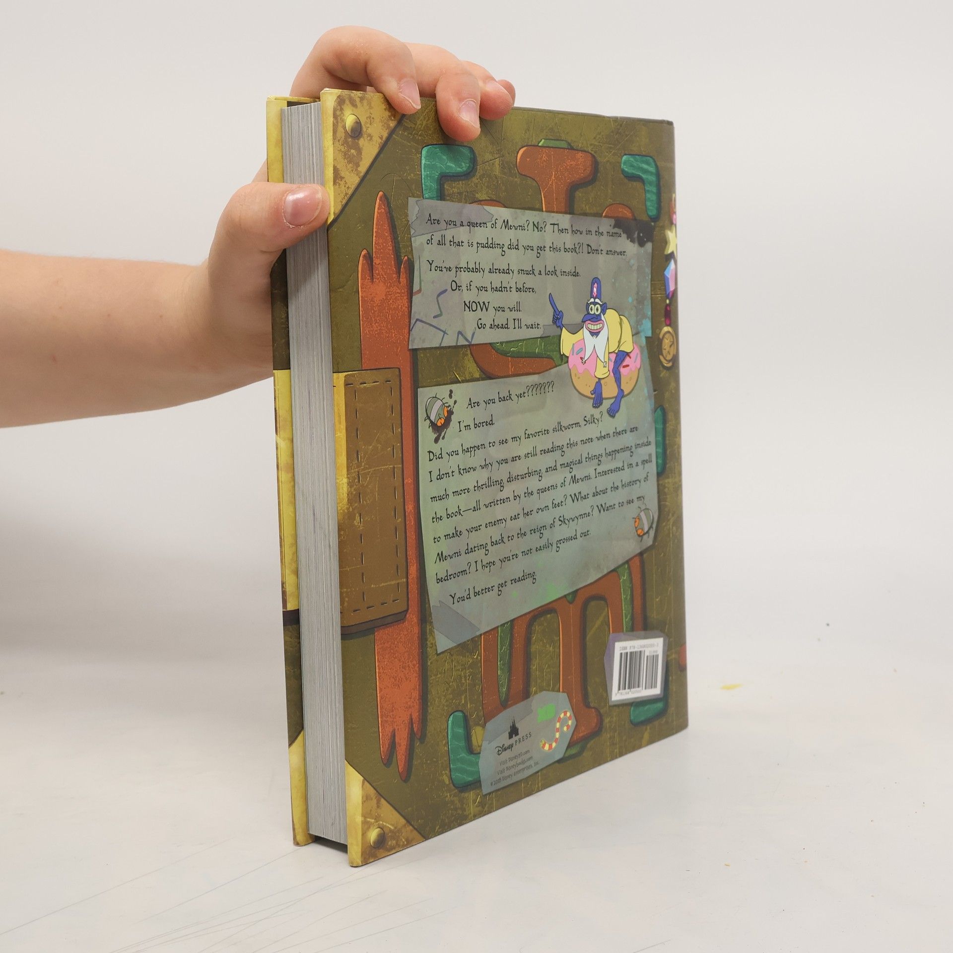 Autores varios The Magic Book of Spells