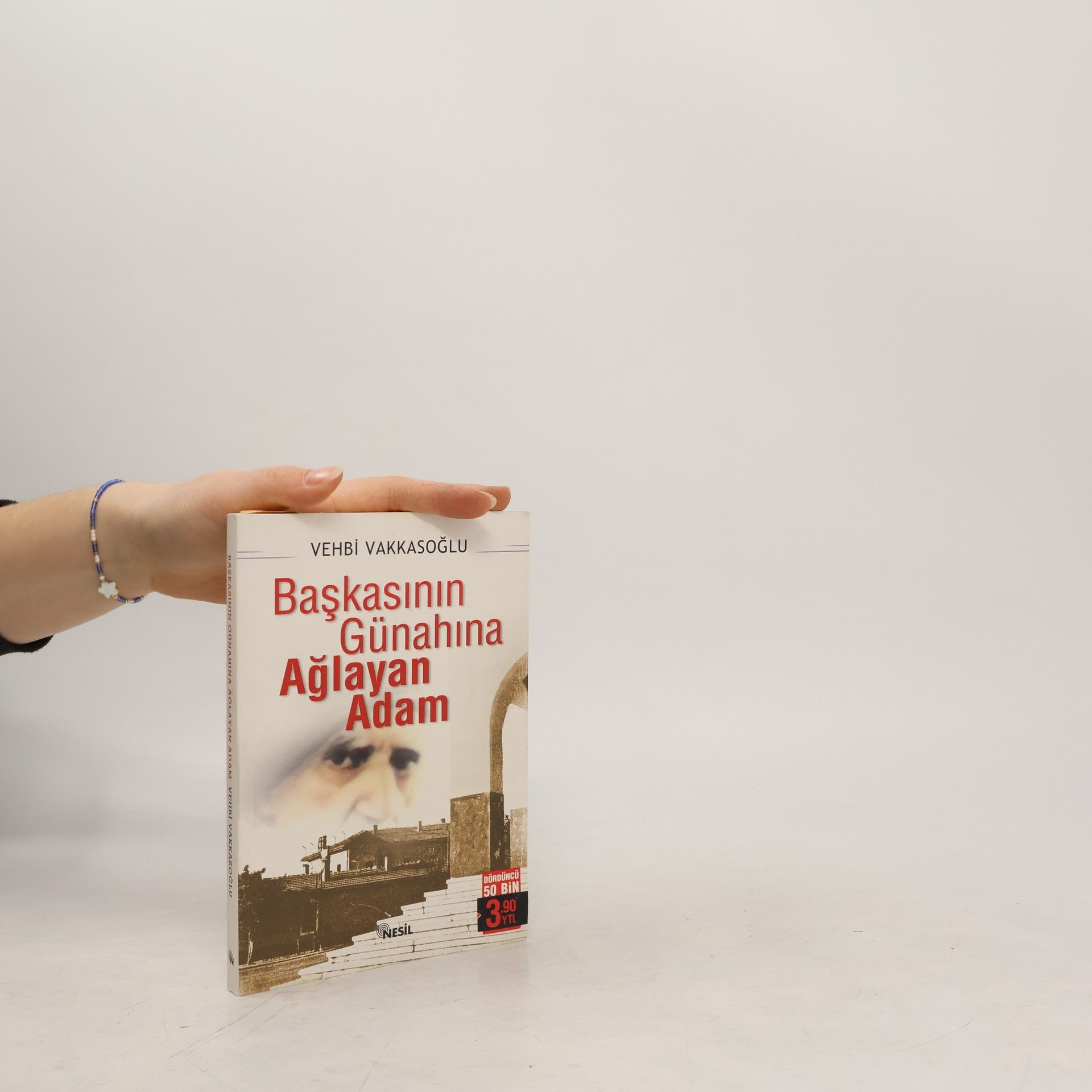 Vehbi Vakkasoglu Başkasının Günahına Ağlayan Adam