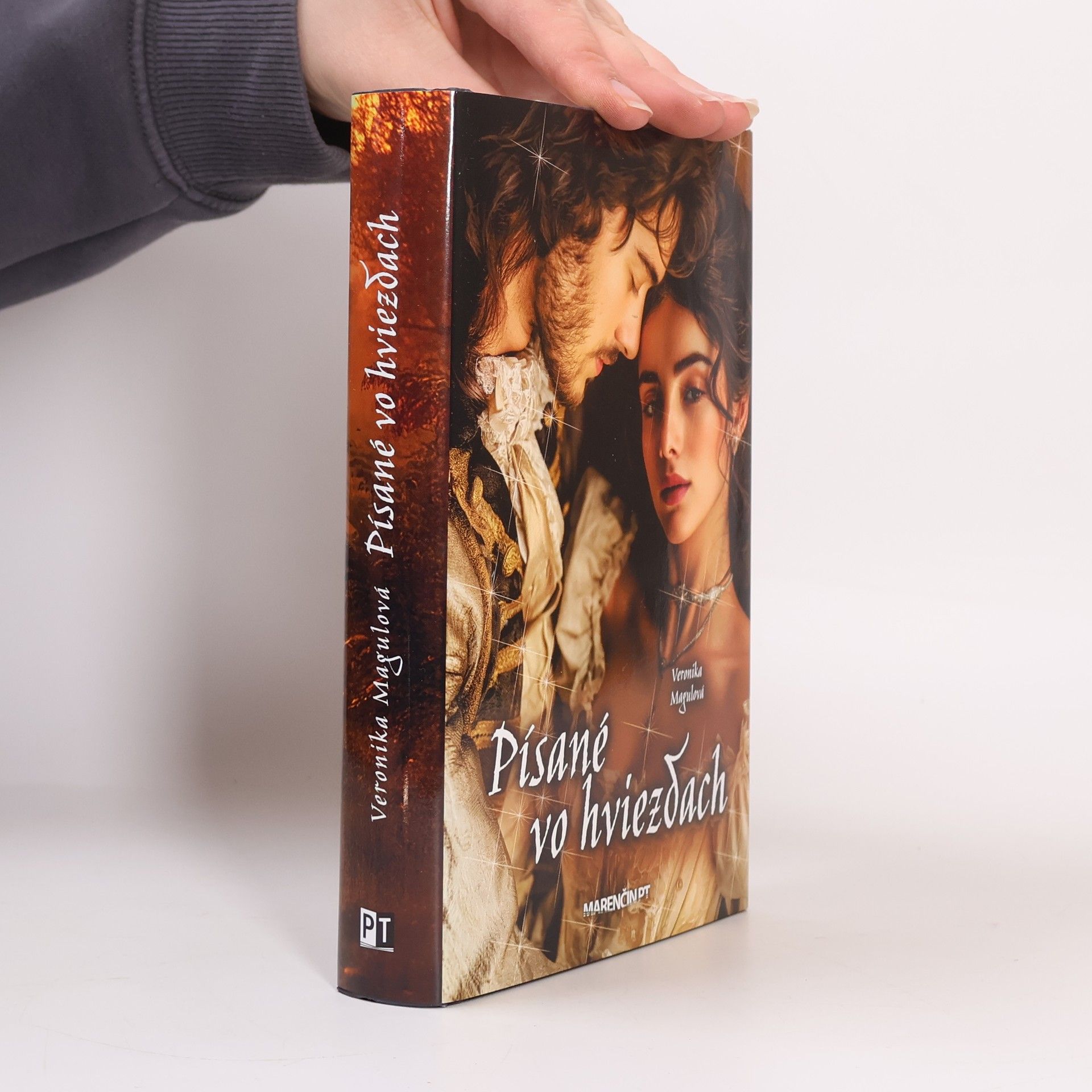 Veronika Magulová Písané vo hviezdach