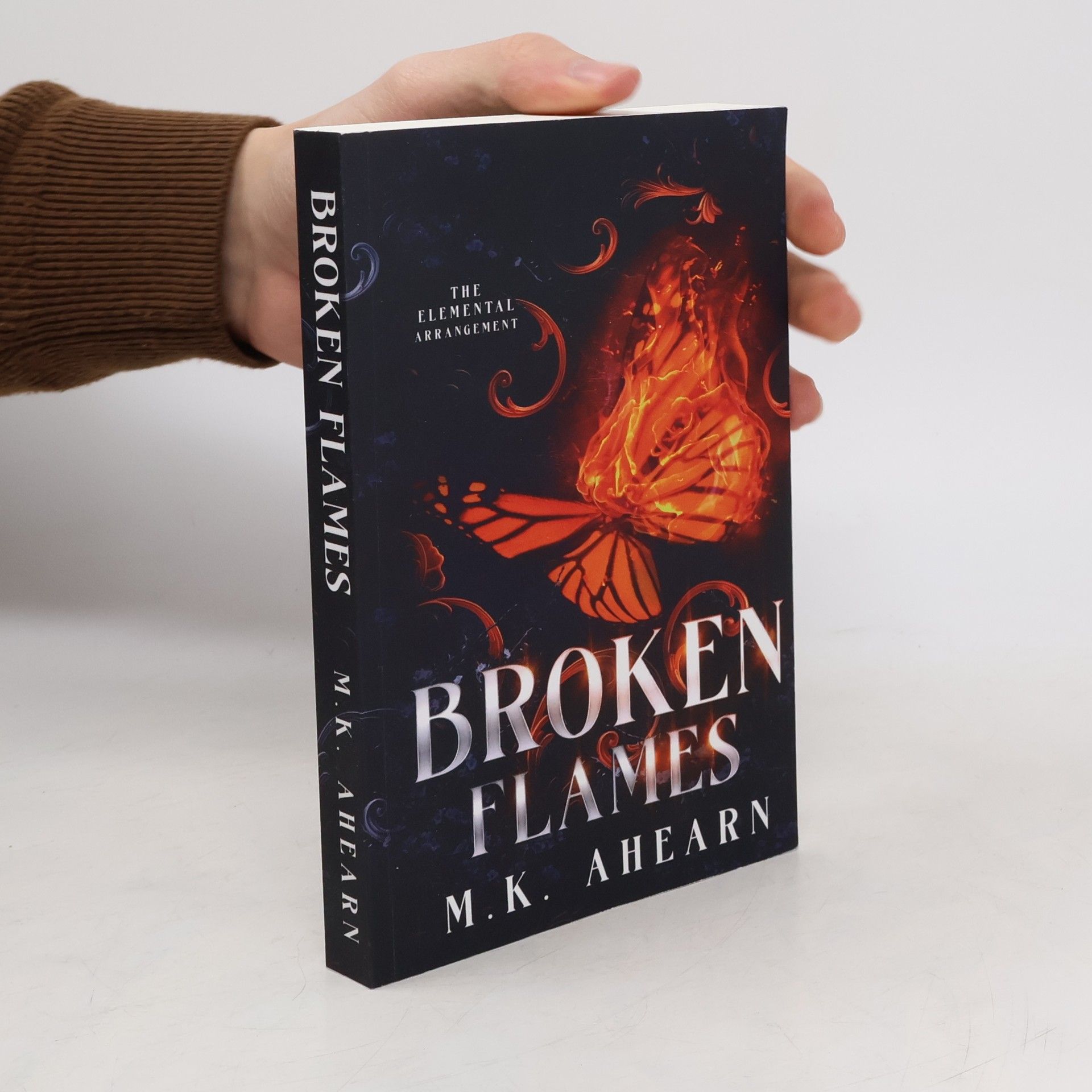 M.K. Ahearn The Elemental Arrangement - 1: Broken Flames