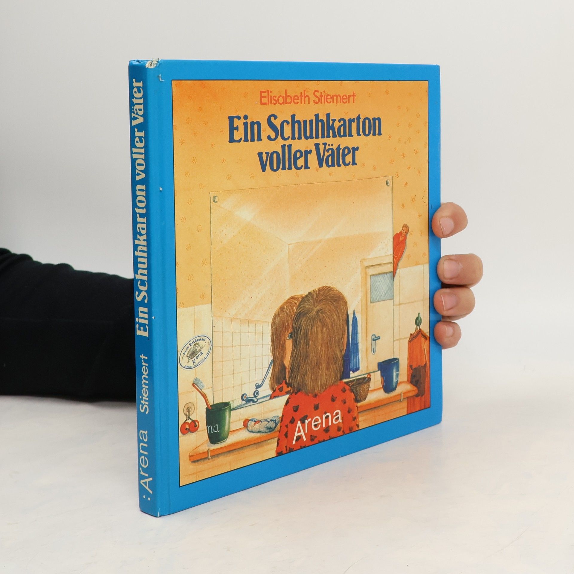 Ein Schuhkarton voller Väter