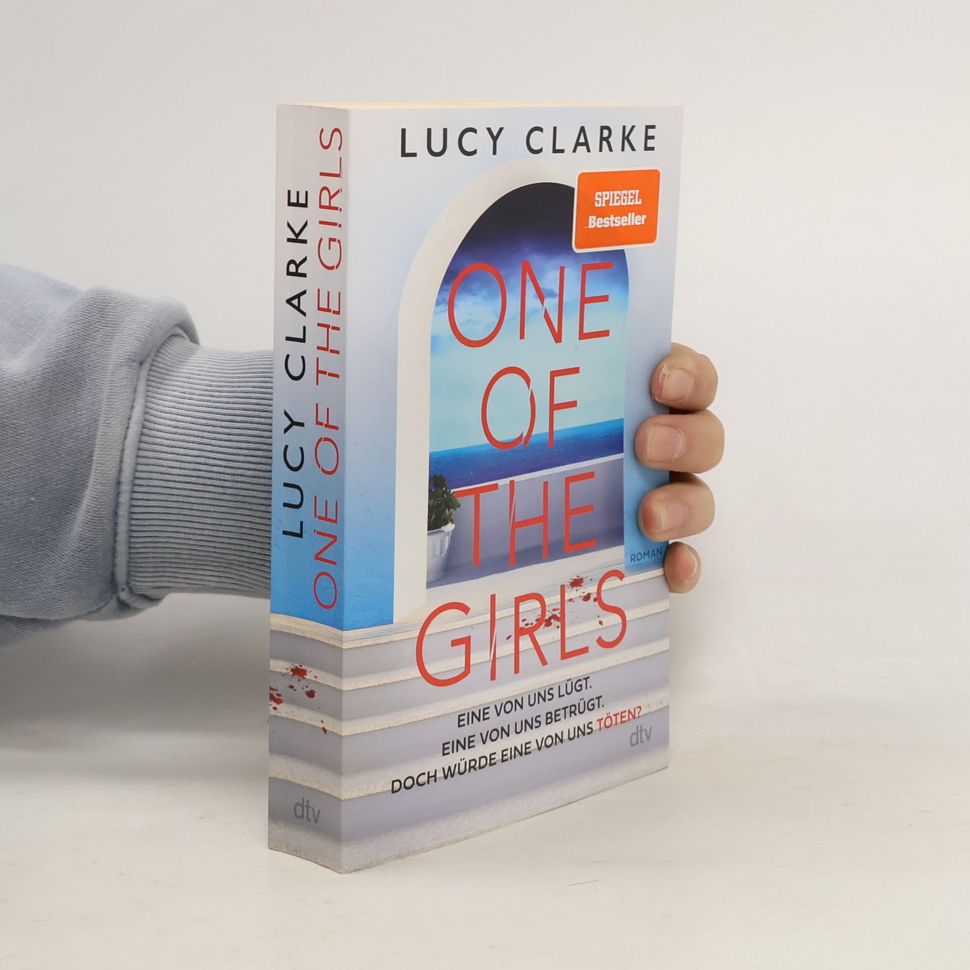 Lucy Clarke One of the Girls