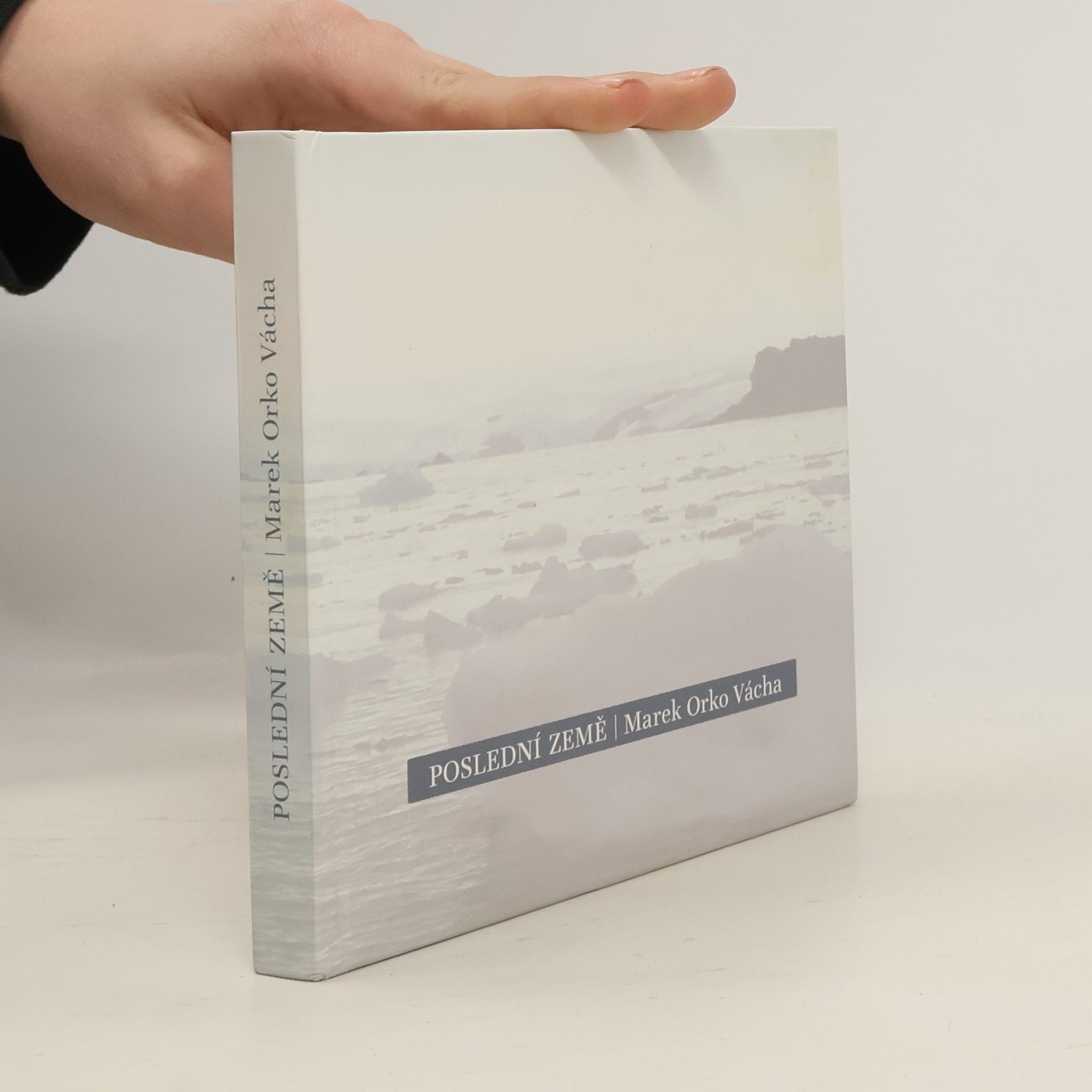 Marek Vácha Poslední země